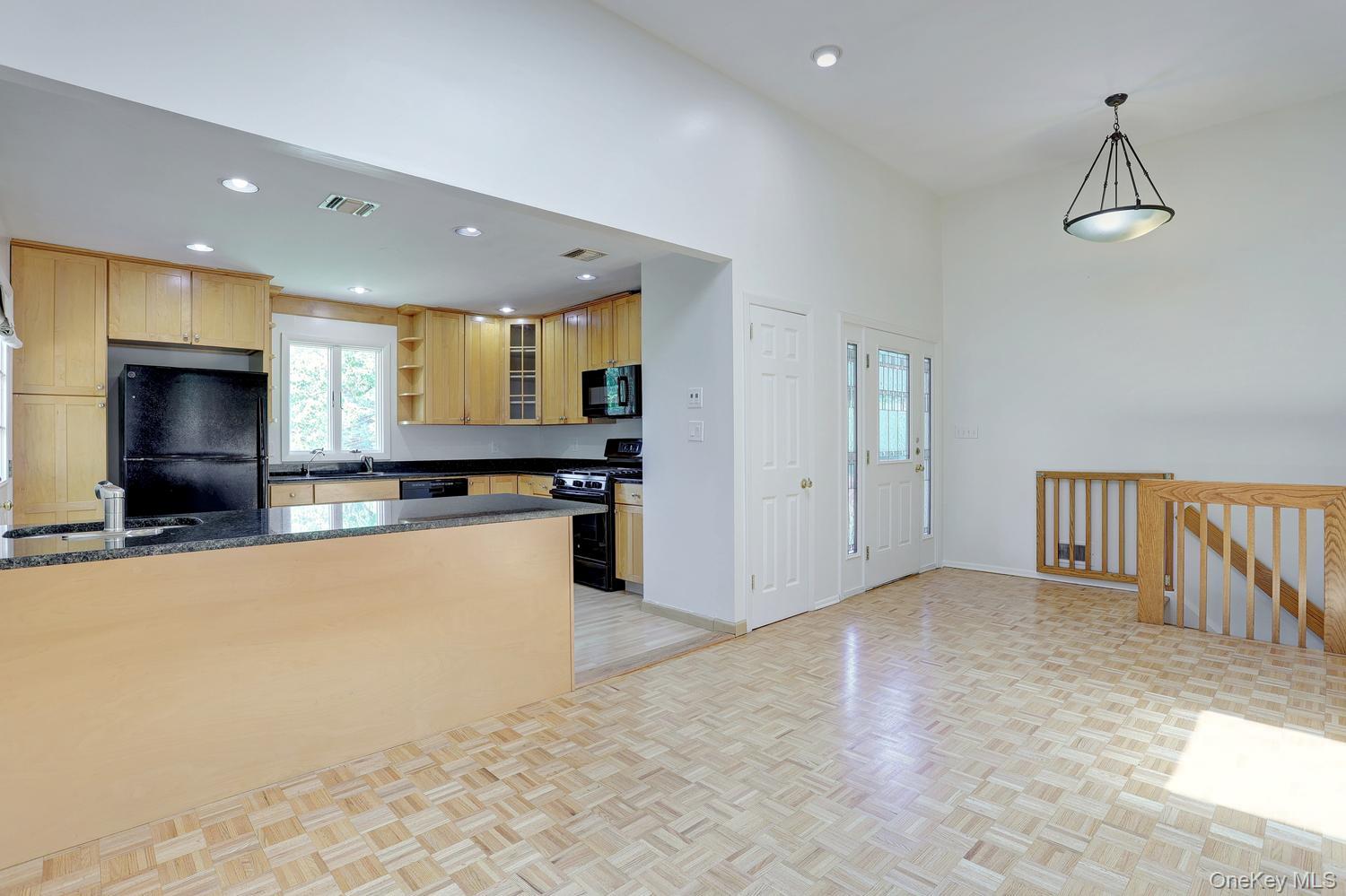 9 Charlotte Drive – For Sale photo 7