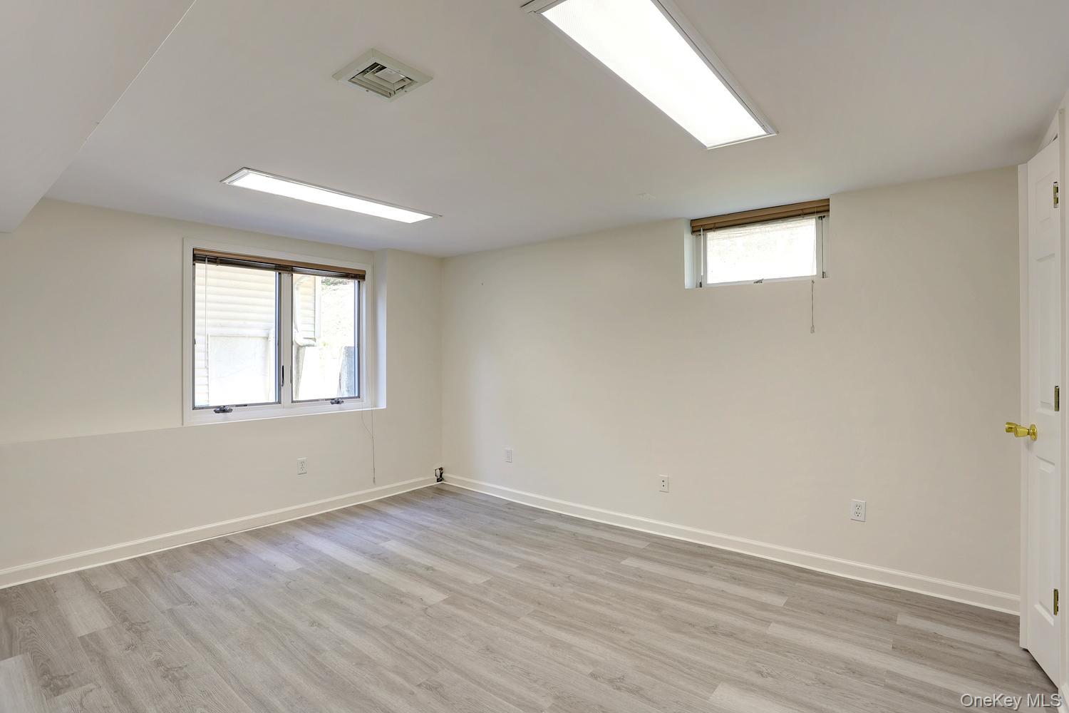 9 Charlotte Drive – For Sale photo 30