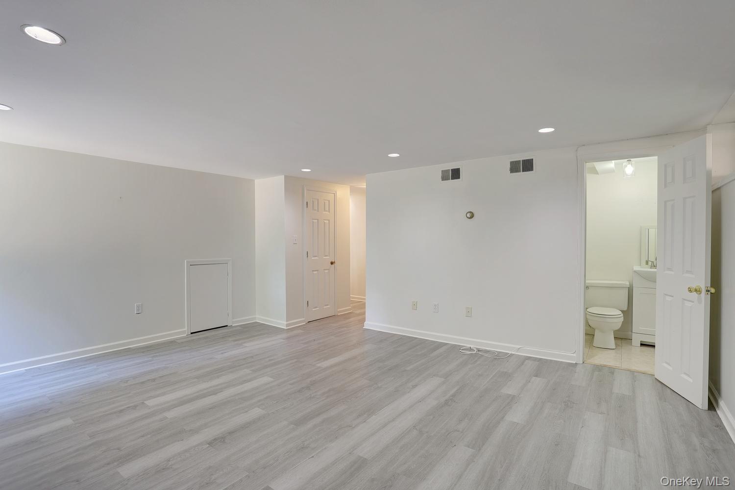 9 Charlotte Drive – For Sale photo 28