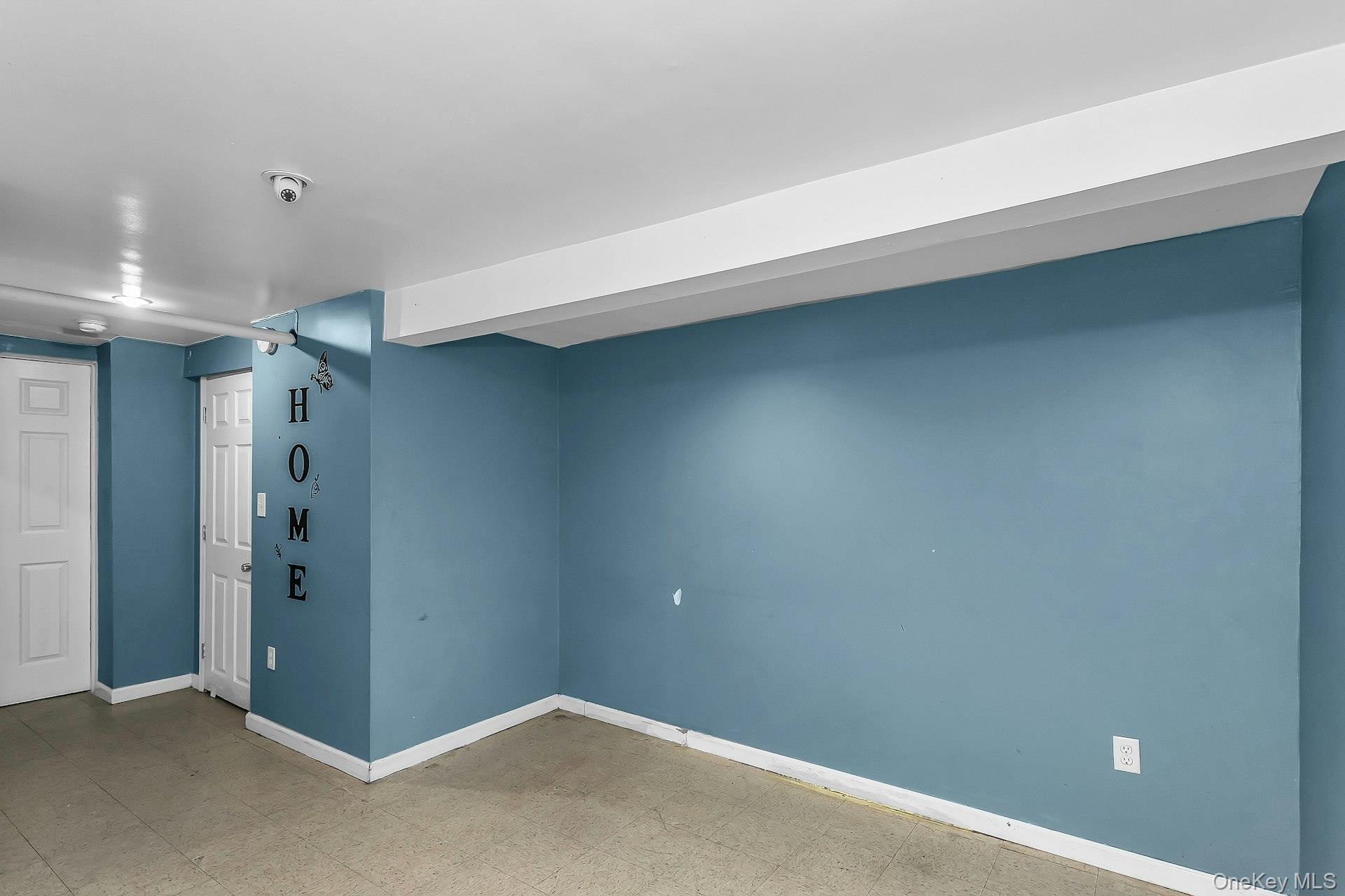 19040 N 103rd Avenue – For Sale photo 34