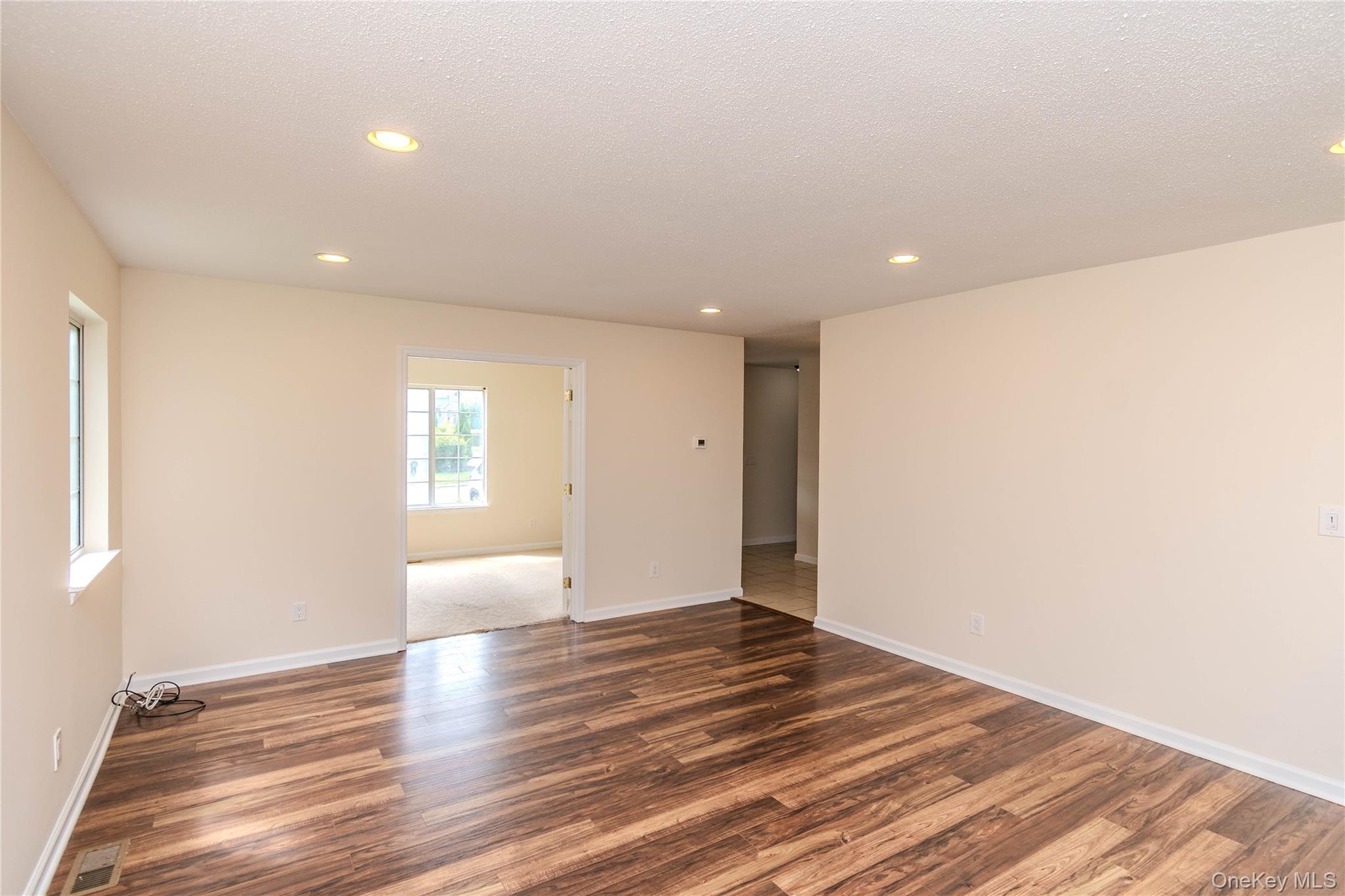 405 Bentley Court – For Sale photo 11