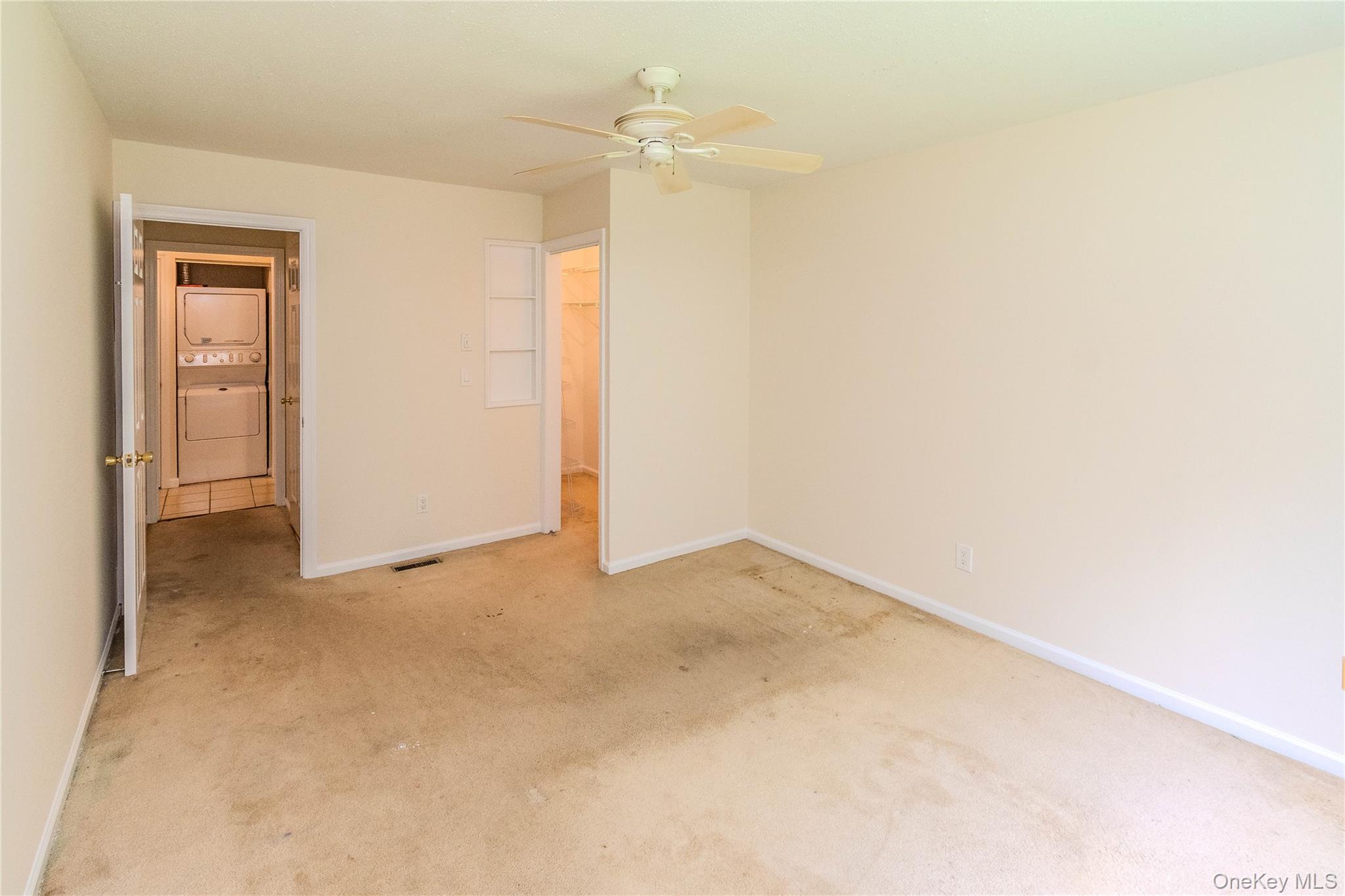 405 Bentley Court – For Sale photo 30