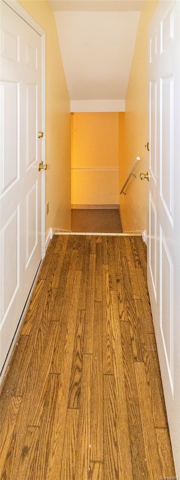 405 Bentley Court – For Sale photo 25