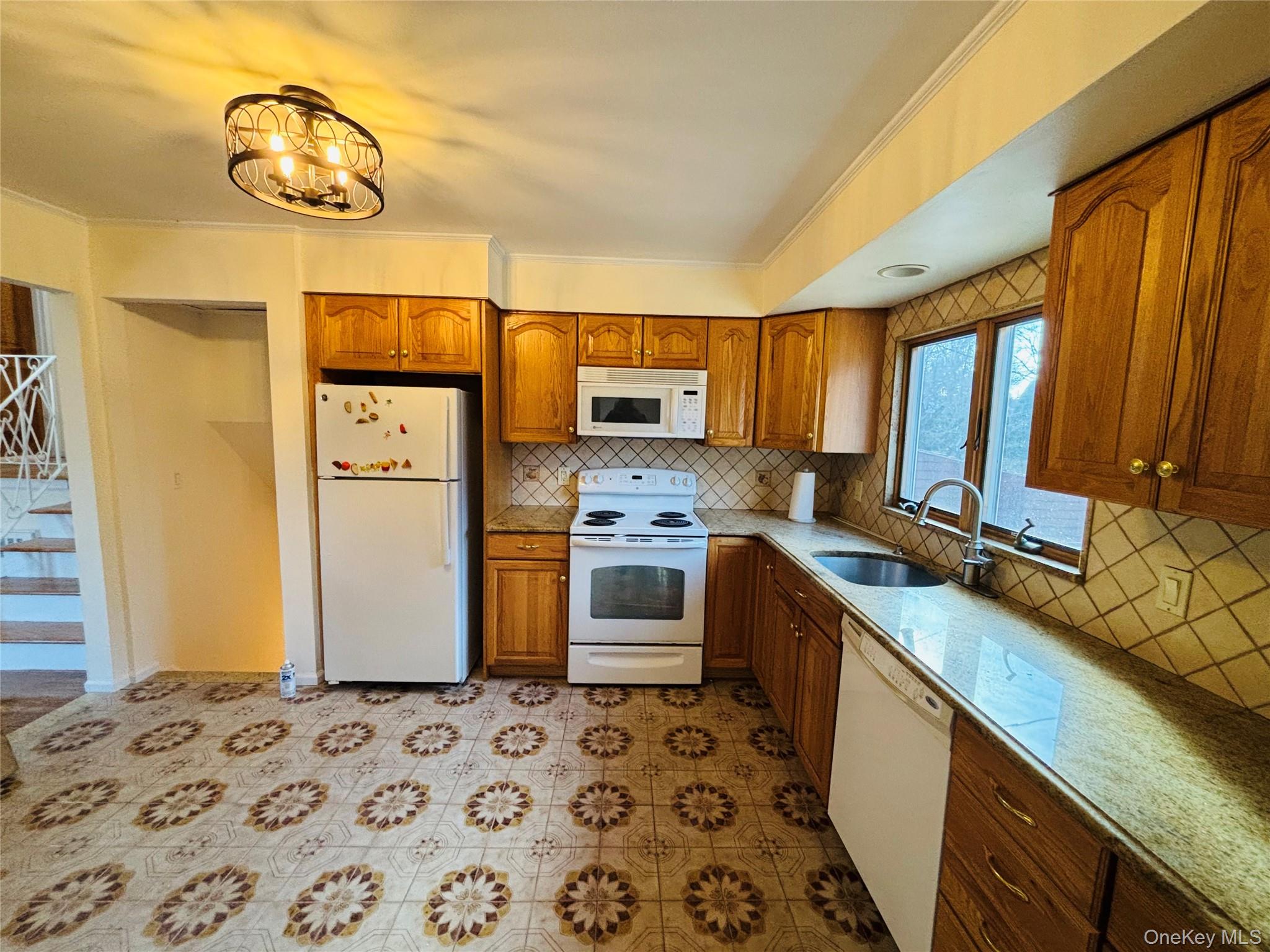 71 Willits Road – For Sale photo 7