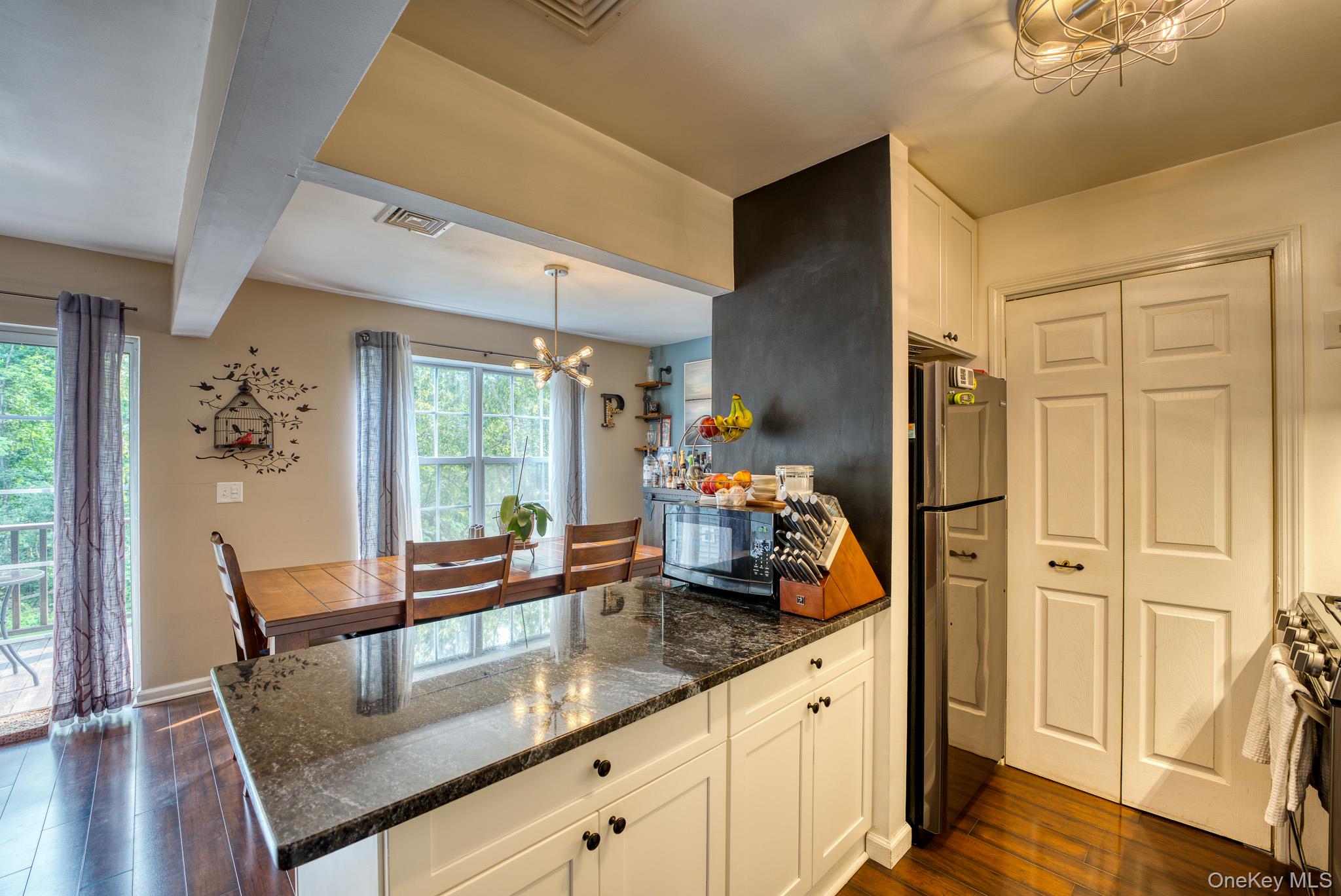 1130 Washington Green – For Sale photo 9