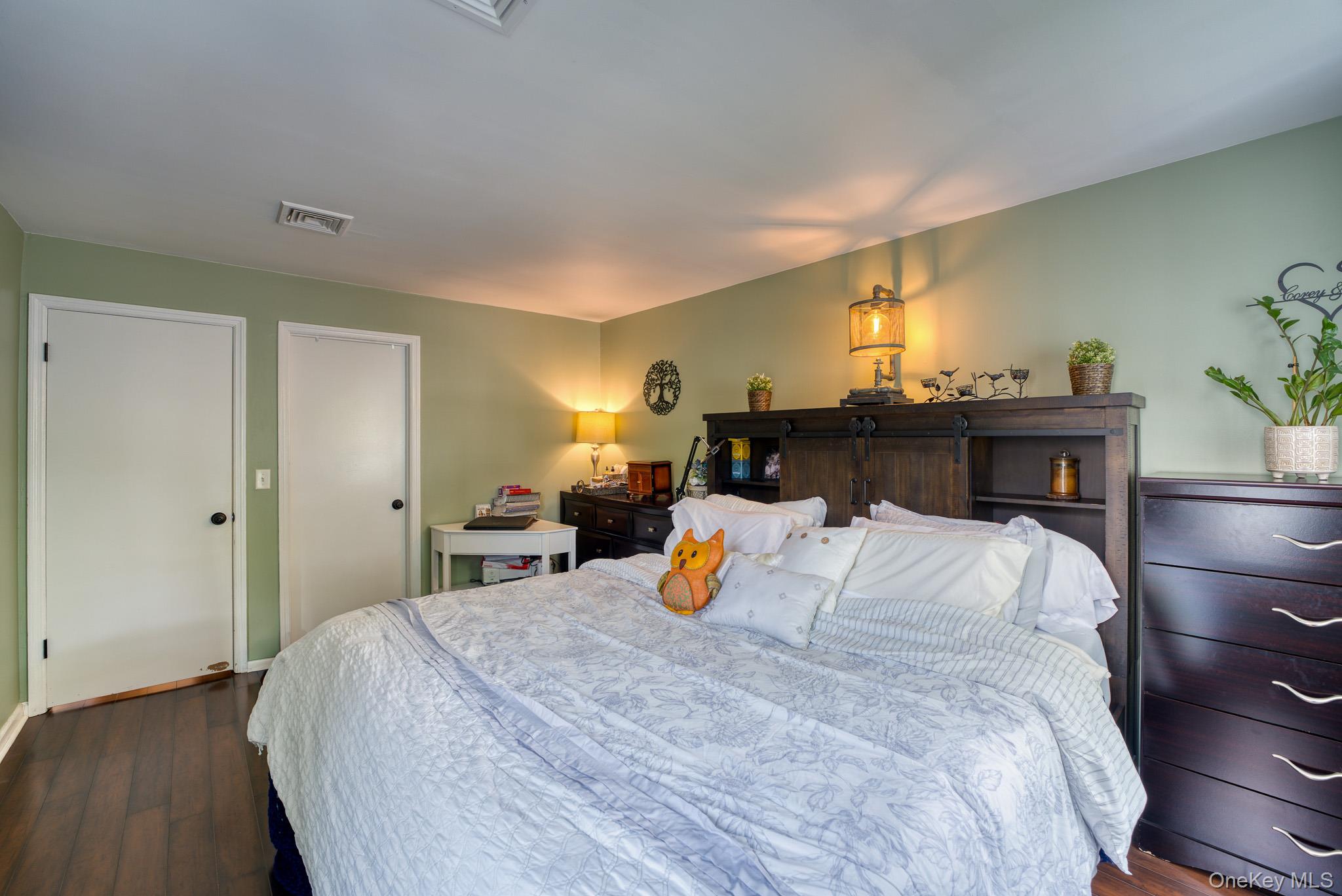 1130 Washington Green – For Sale photo 15