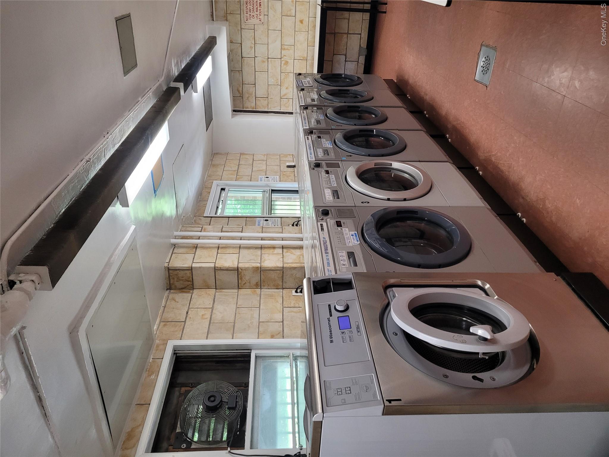 4901 Henry Hudson Parkway Parkway S, Unit 8N photo 9