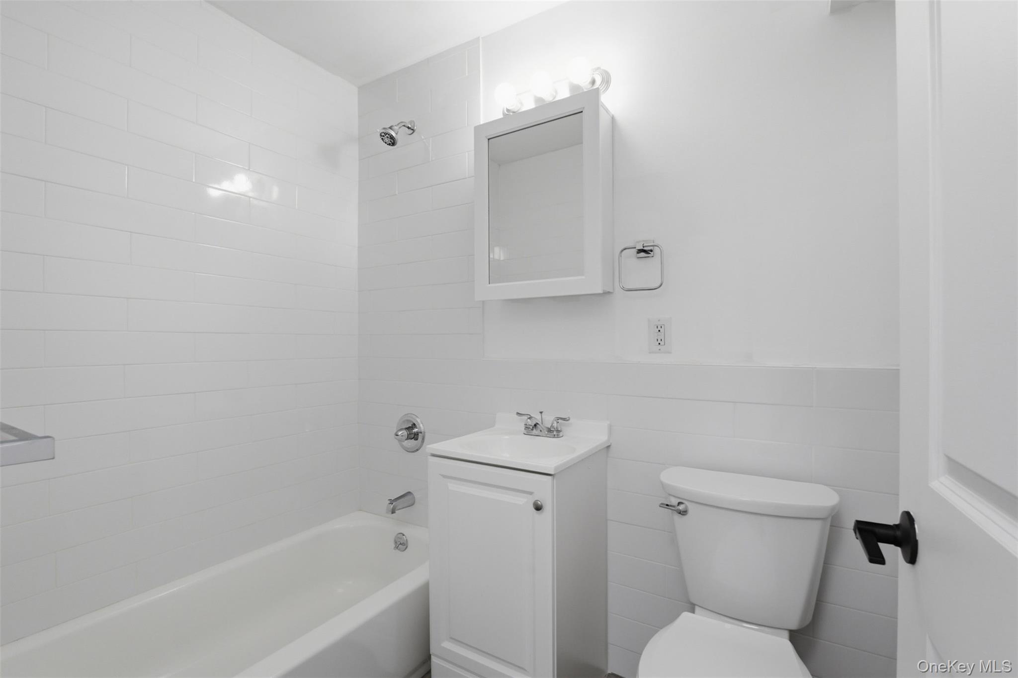 671 Bronx River Road, Unit 2N photo 9