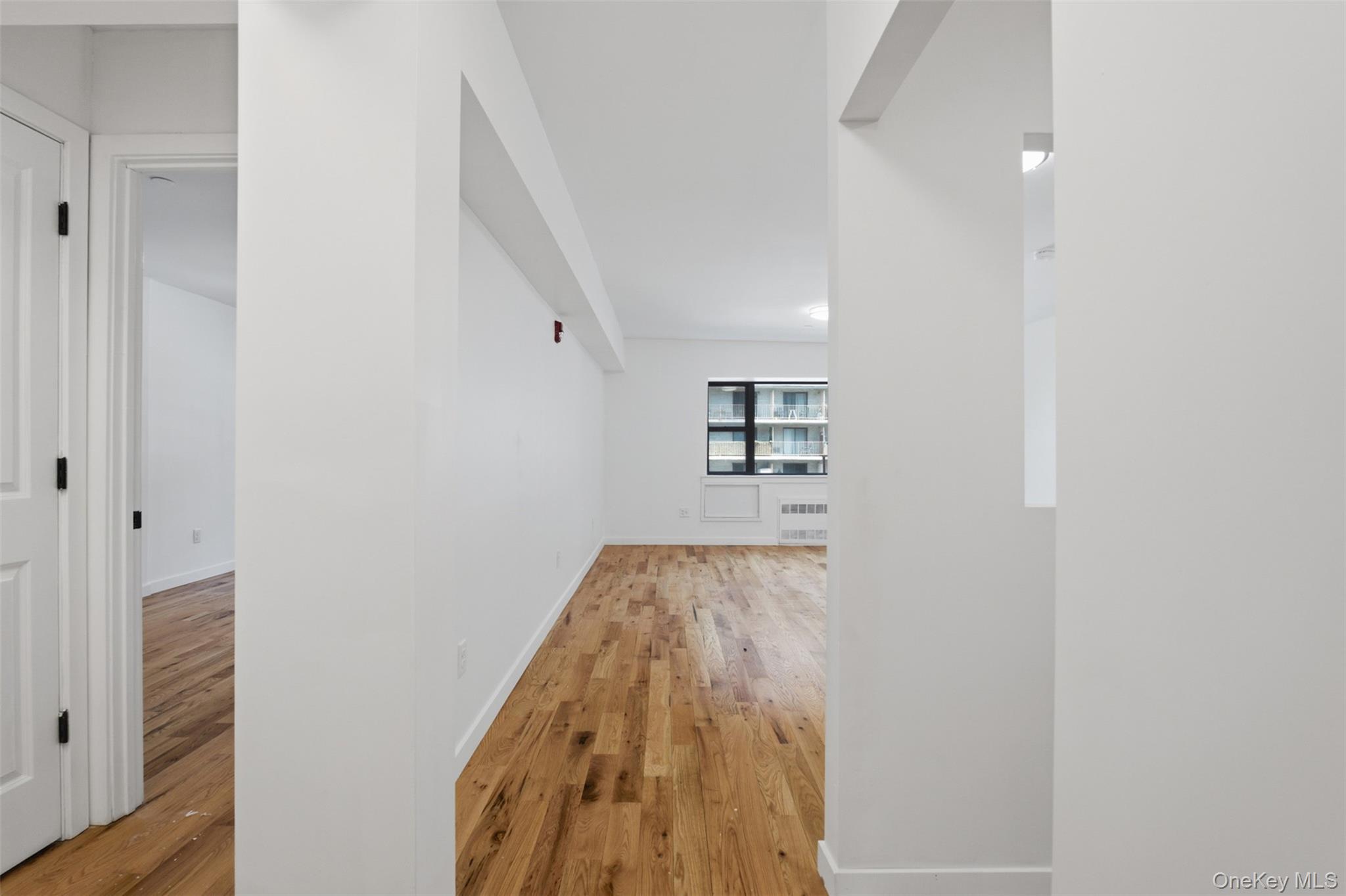 671 Bronx River Road, Unit 2N photo 3