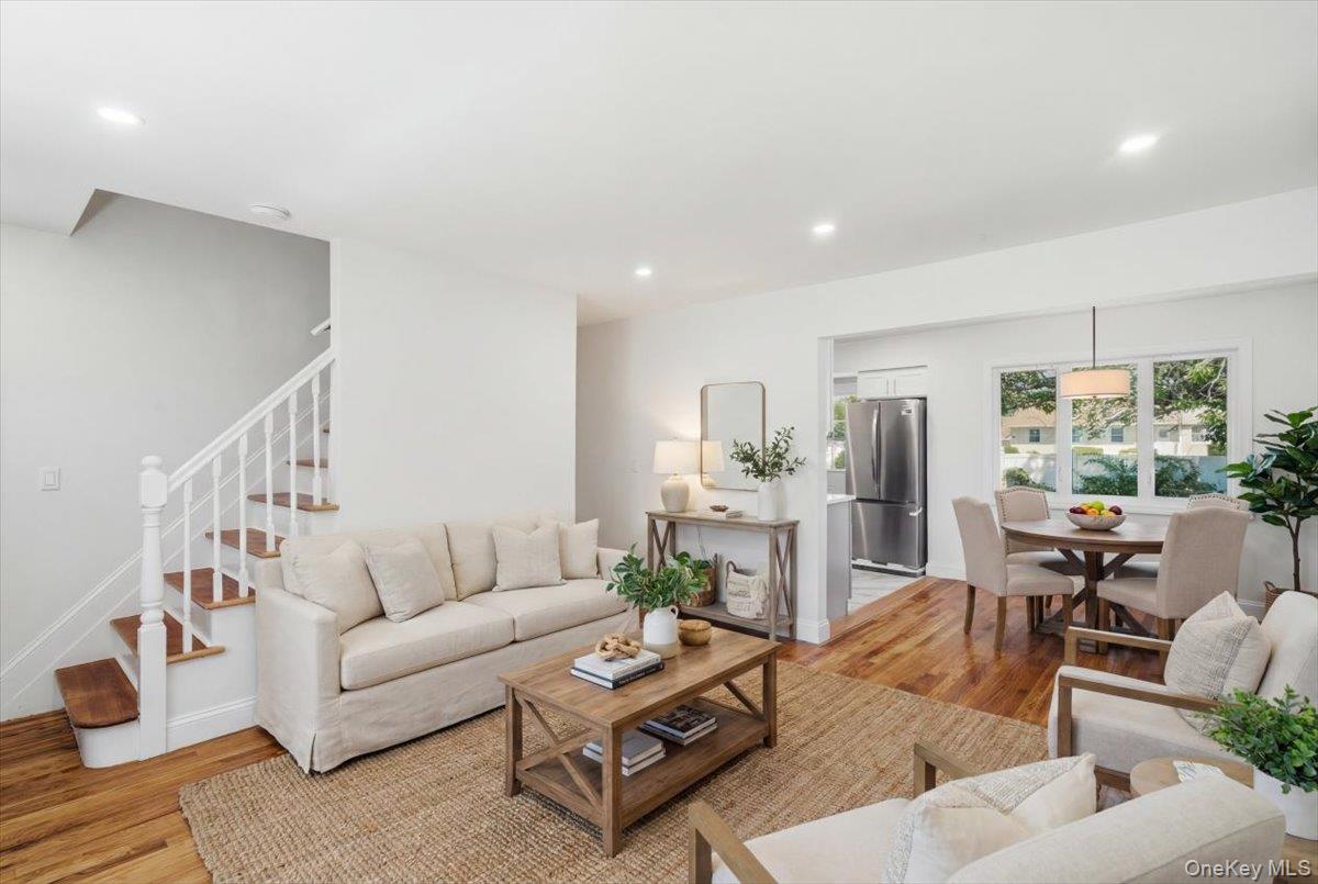 25 Lois Lane – For Sale photo 7