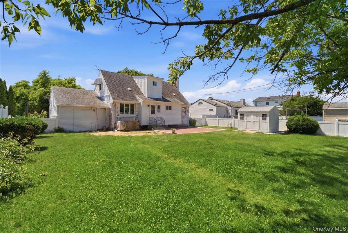25 Lois Lane – For Sale photo 31