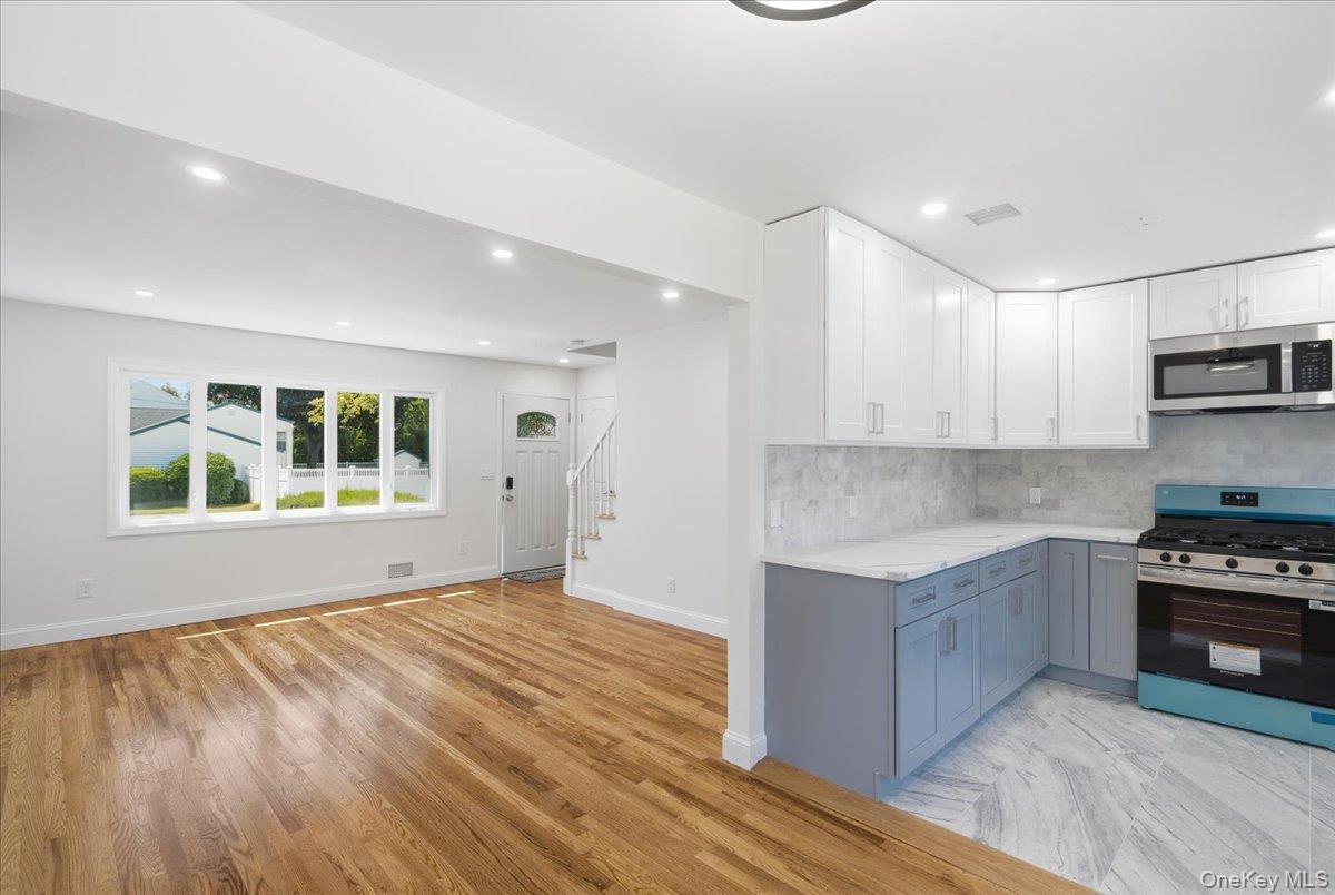 25 Lois Lane – For Sale photo 13