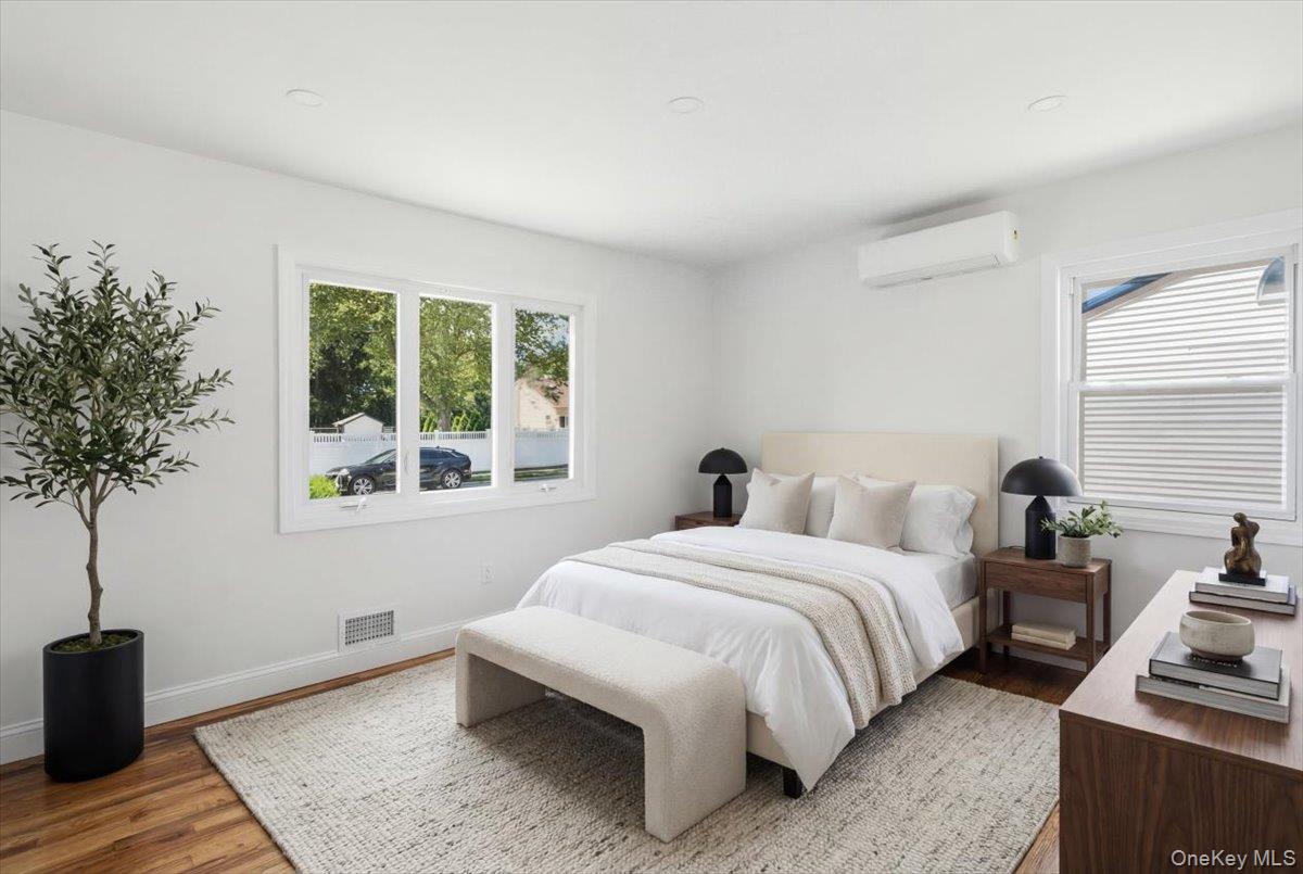 25 Lois Lane – For Sale photo 5