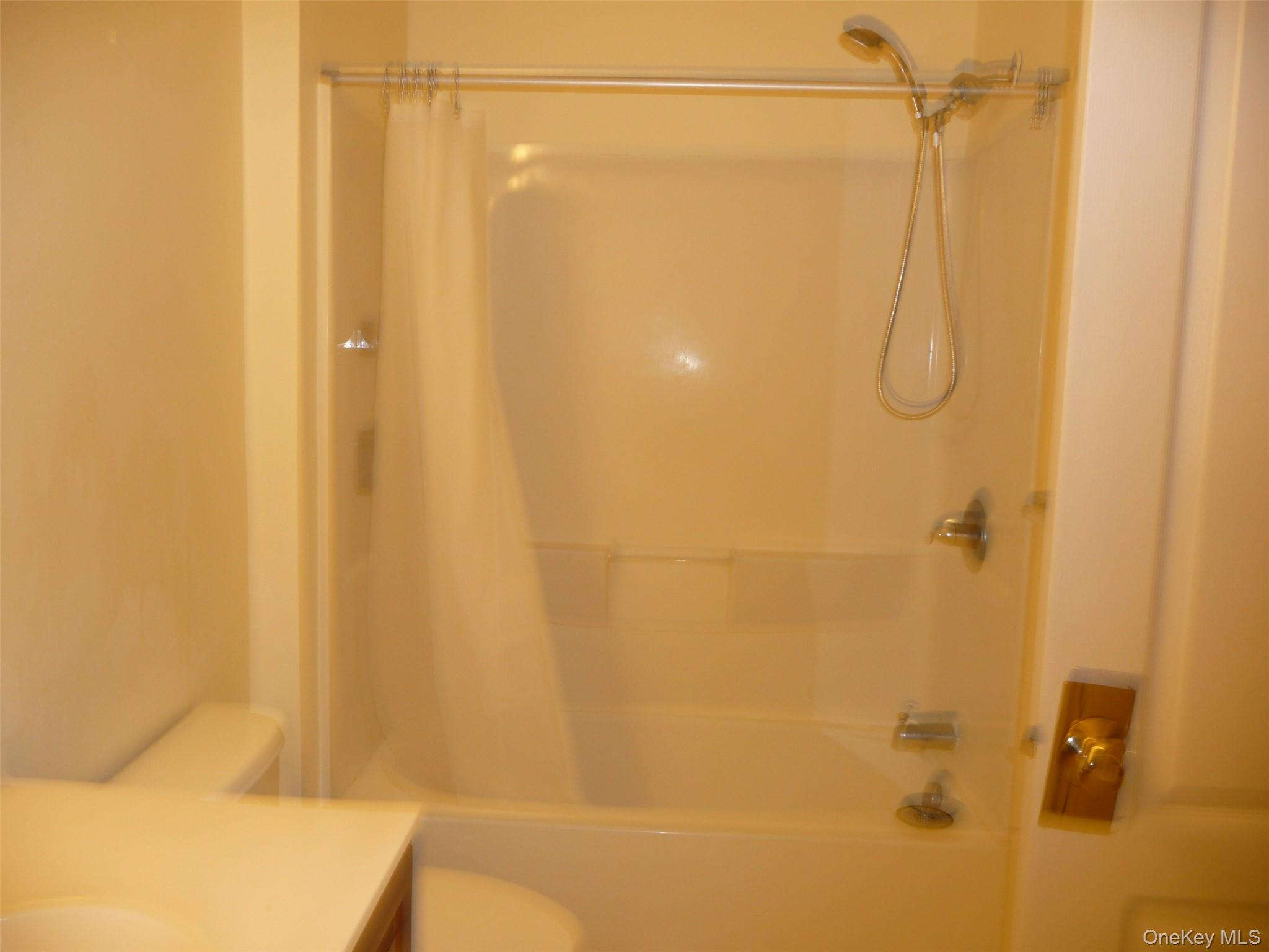 220 Roosevelt Drive – For Rent photo 34