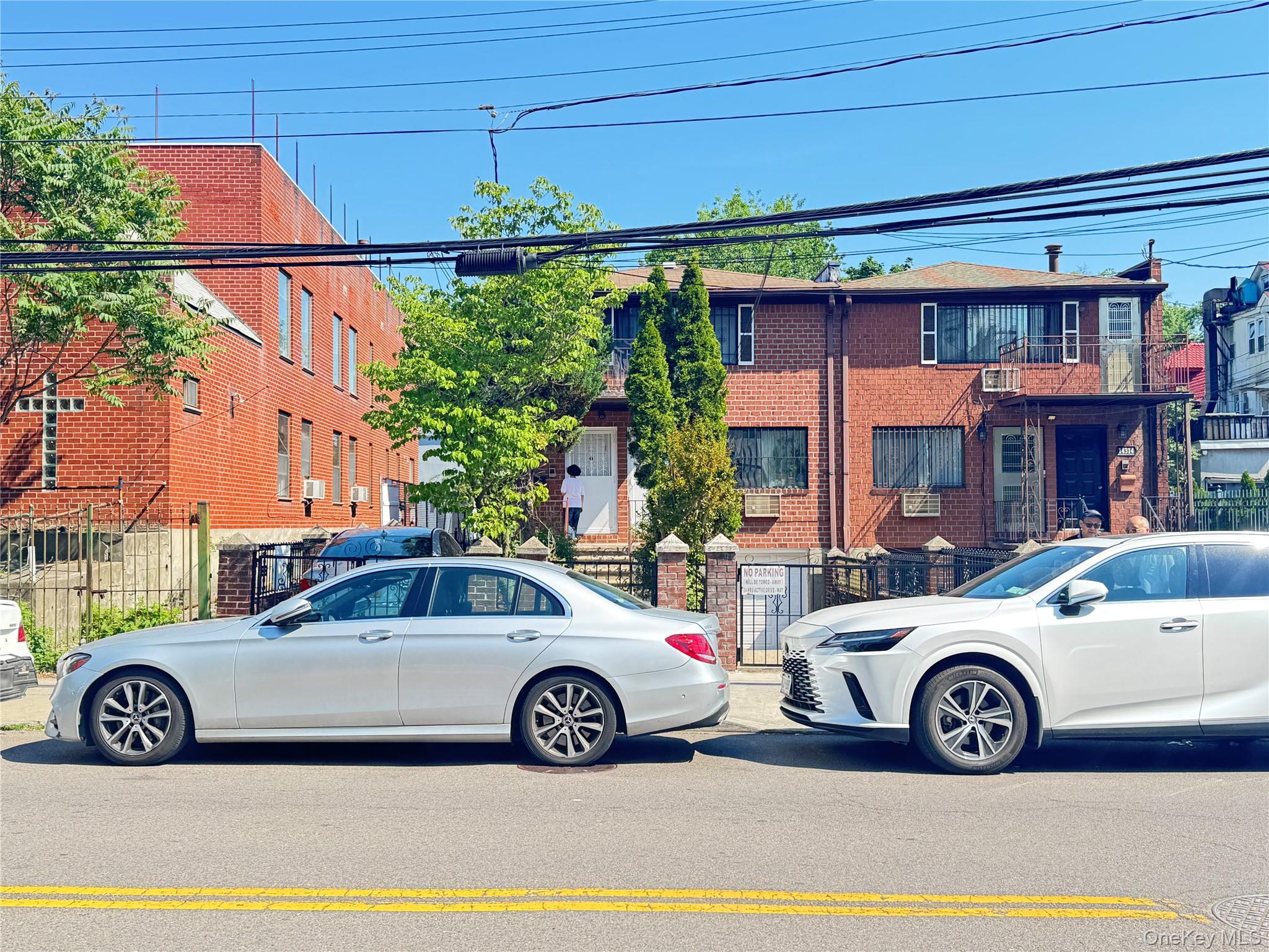 143-16 Franklin Avenue – For Sale