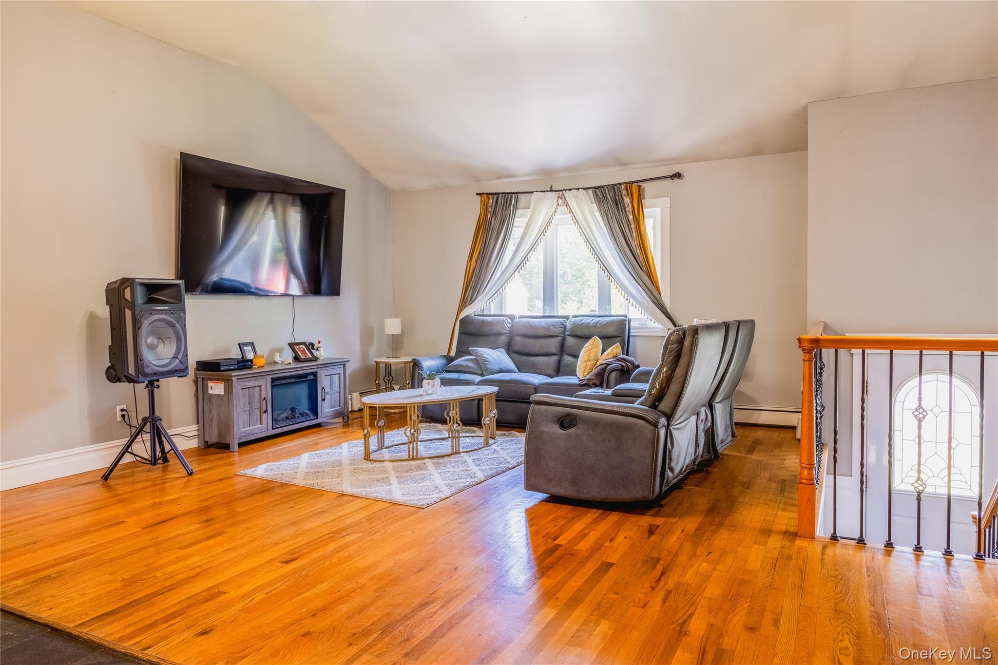 5 2nd Street – For Sale photo 8