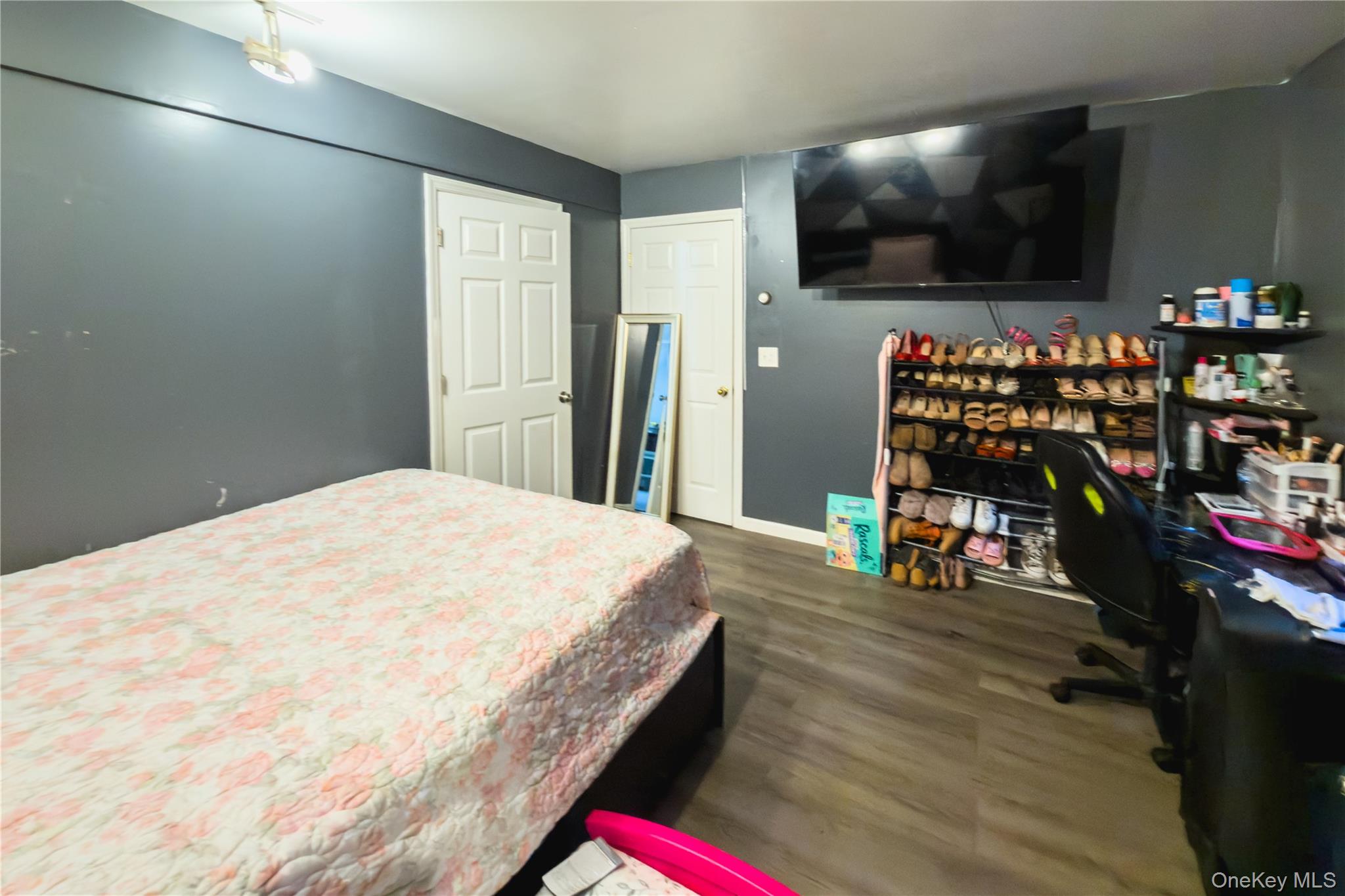 5 2nd Street – For Sale photo 27