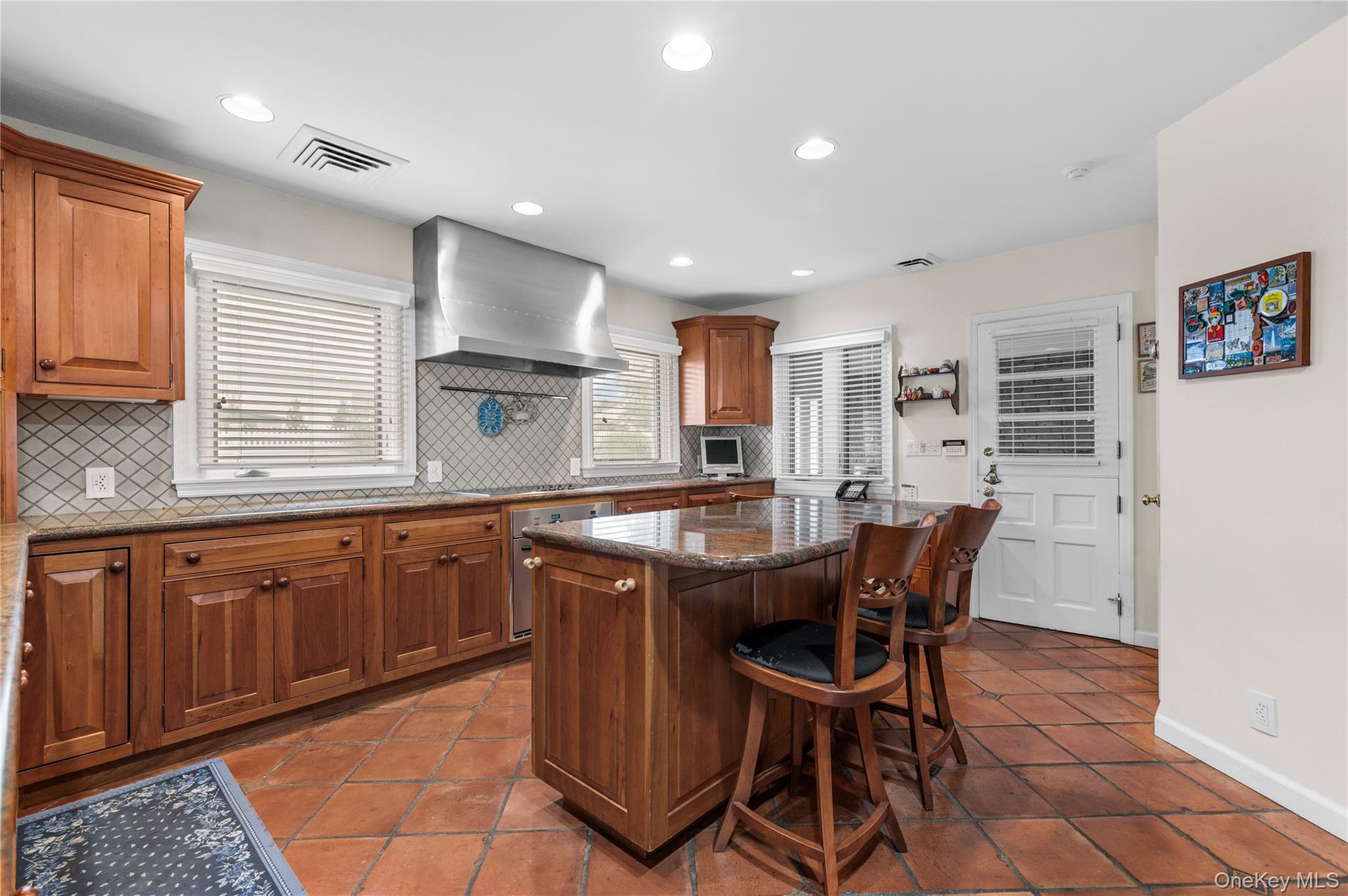 32 Westland Drive – For Sale photo 25