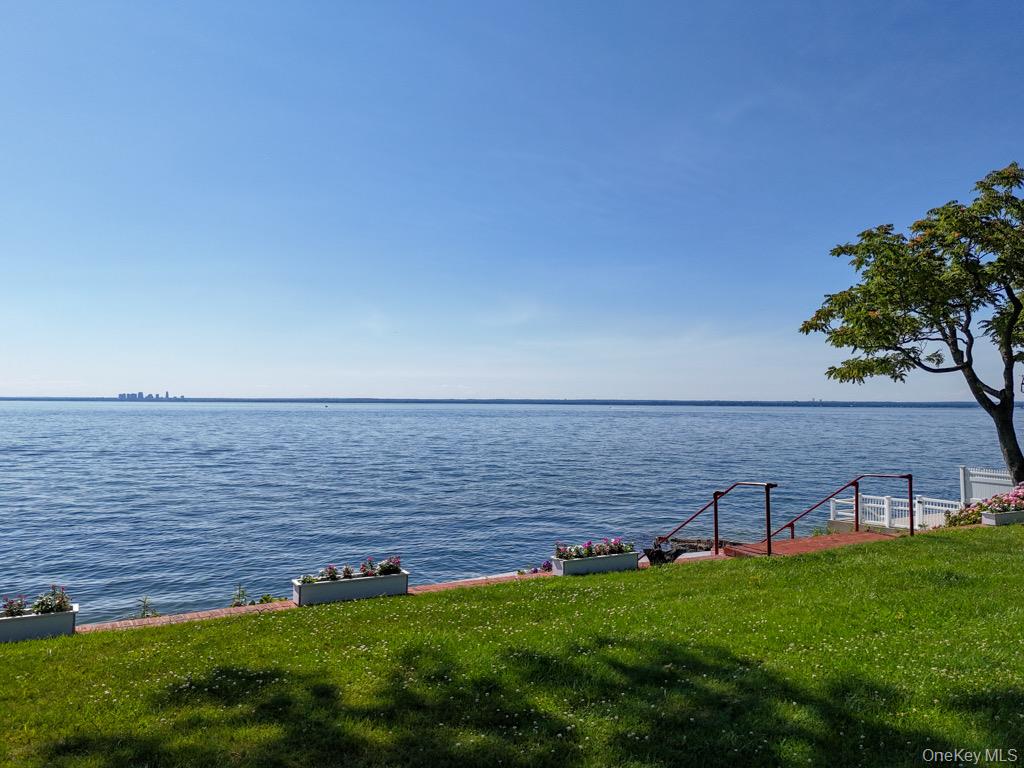 32 Westland Drive – For Sale