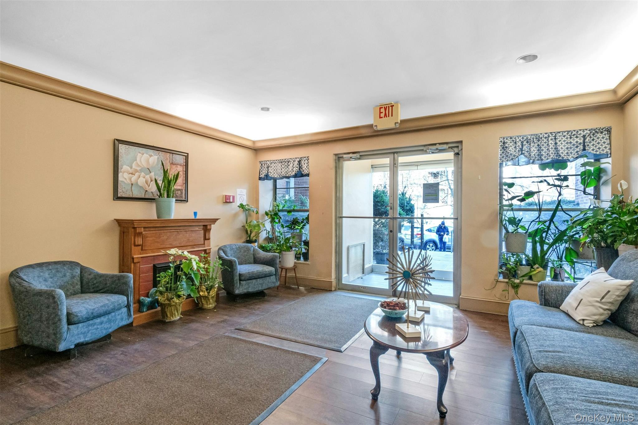1234 Midland Avenue, Unit 5F photo 3