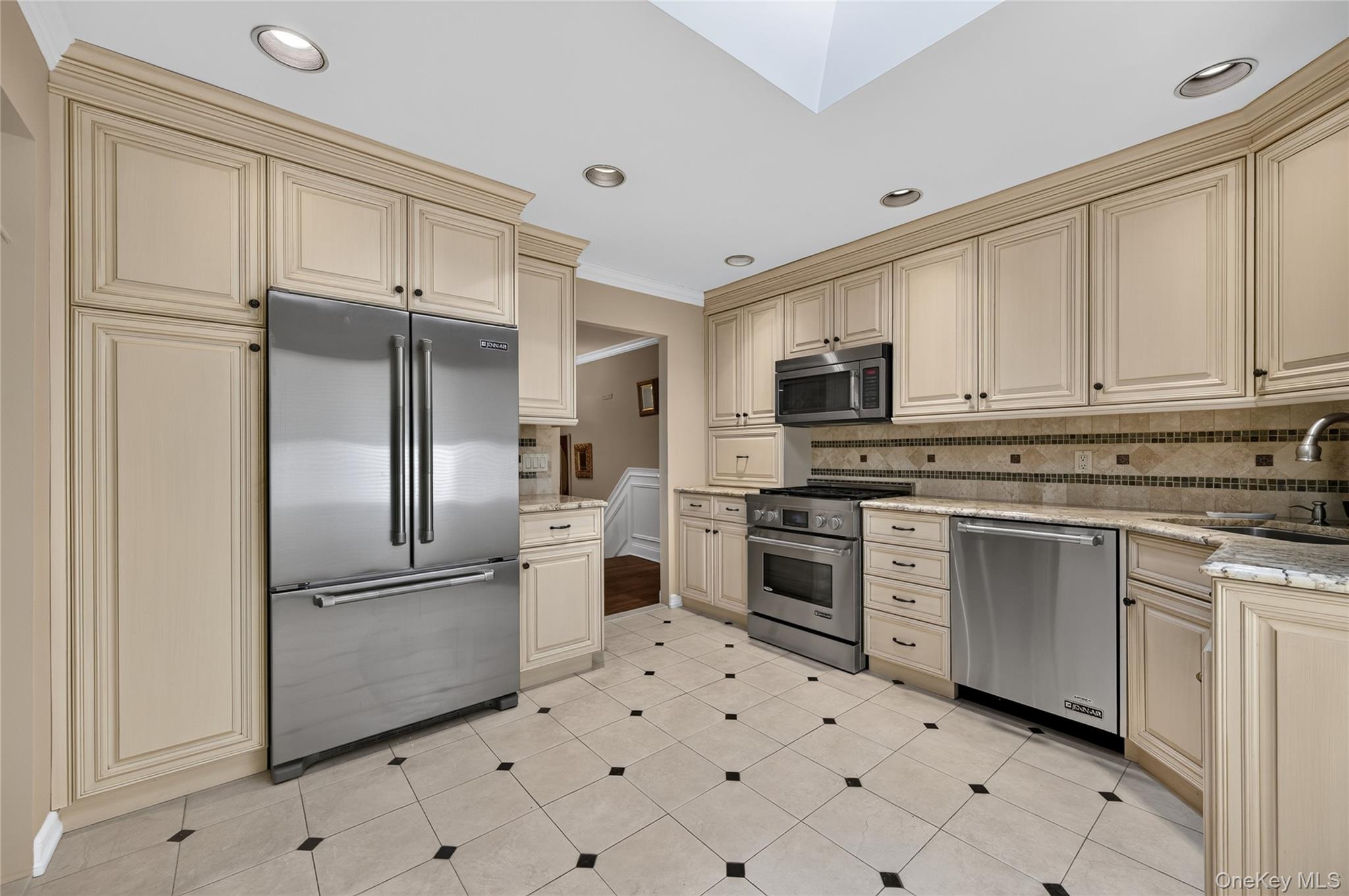 7 Chatham Road – For Sale photo 4
