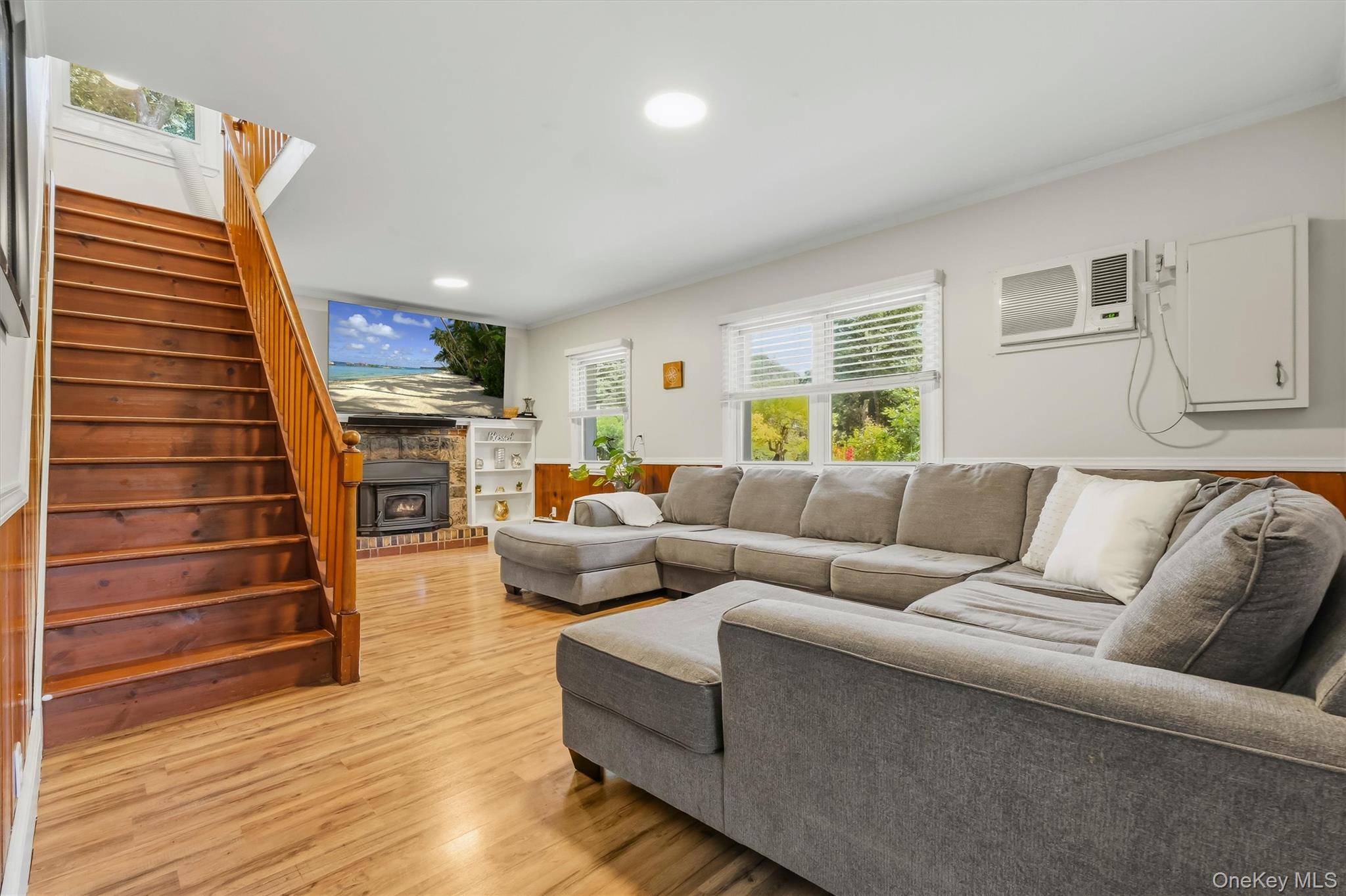 28 Mahopac Avenue – For Sale photo 13