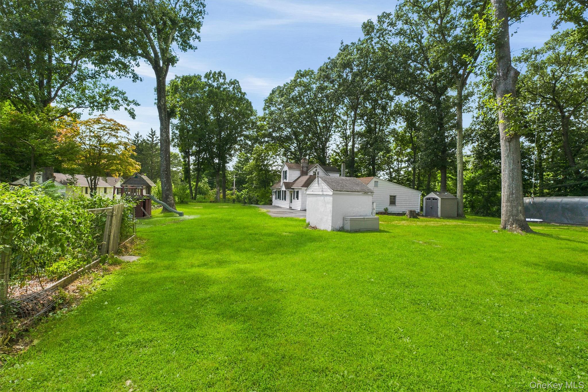 28 Mahopac Avenue – For Sale photo 23