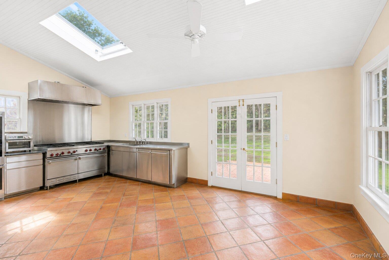 17 Baiting Hollow Road – For Sale photo 14