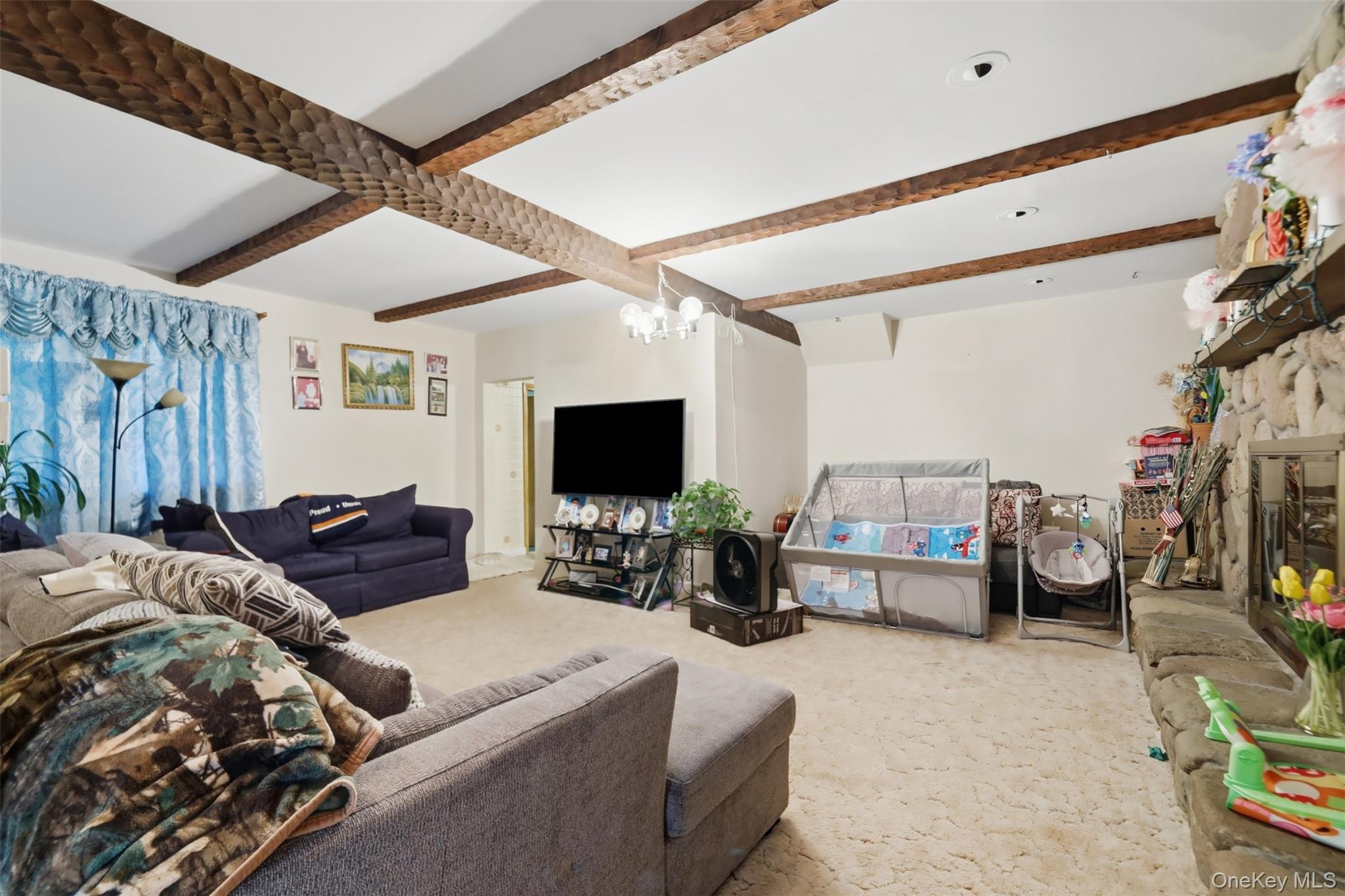 5 Kaempfer Lane – For Sale photo 8