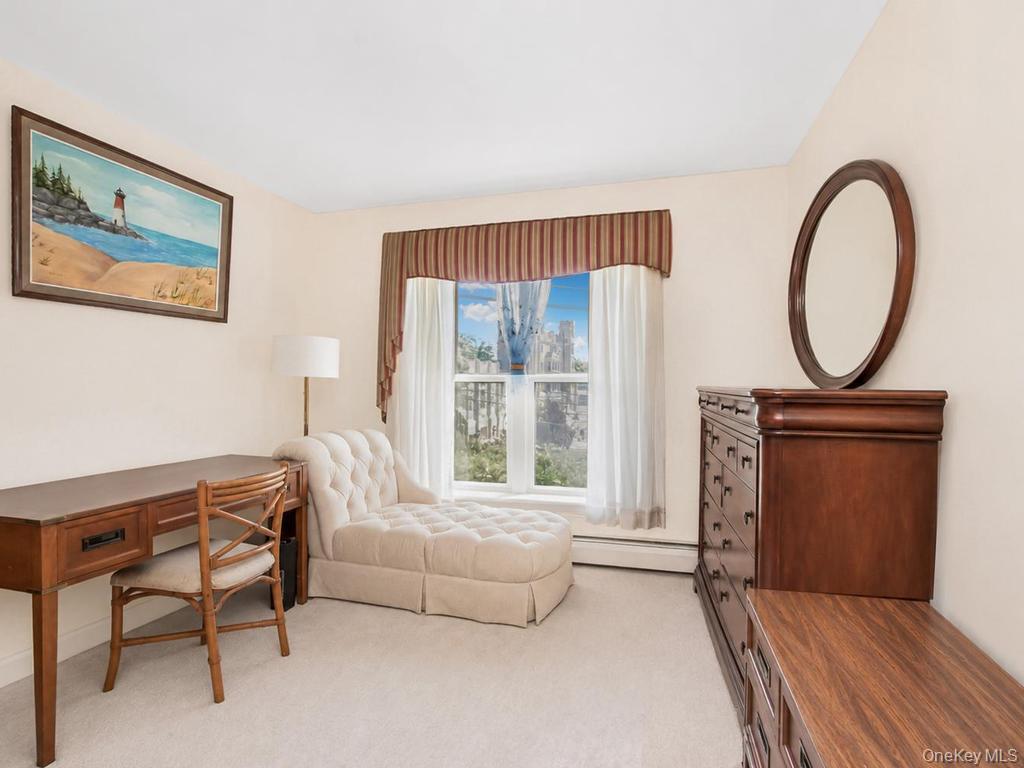 285 Centre Avenue – For Sale photo 18