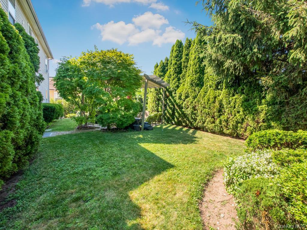 285 Centre Avenue – For Sale photo 32