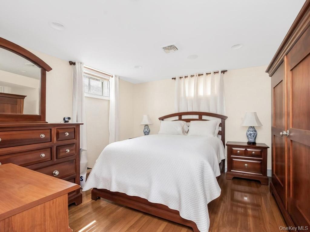 285 Centre Avenue – For Sale photo 25