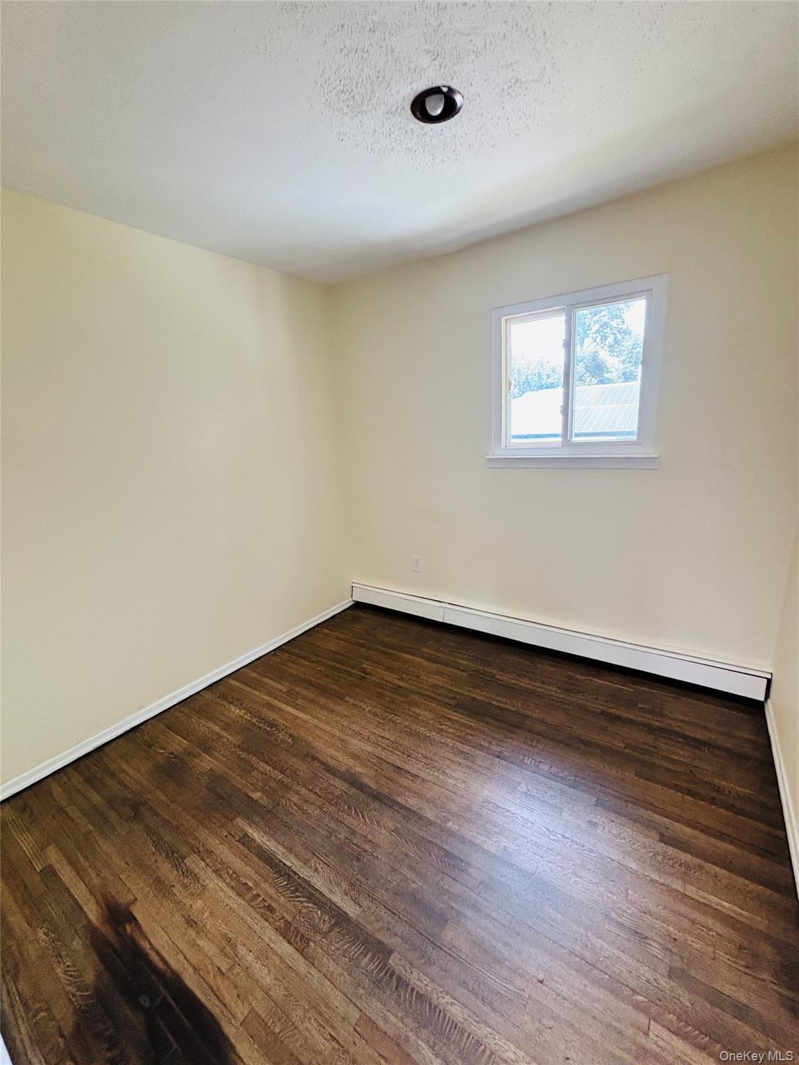537 Lakeway Drive – For Sale photo 13