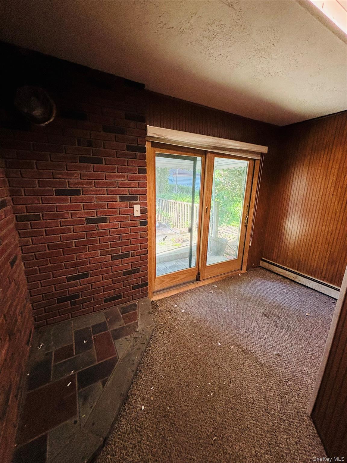 537 Lakeway Drive – For Sale photo 19