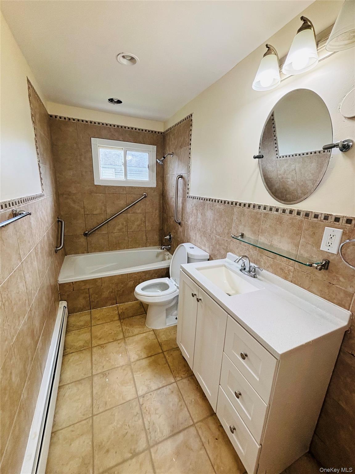 537 Lakeway Drive – For Sale photo 8