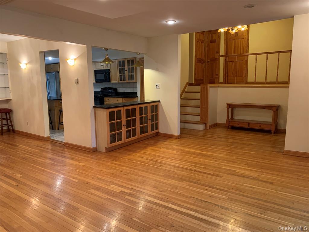 2 Stuart Drive – For Rent photo 4