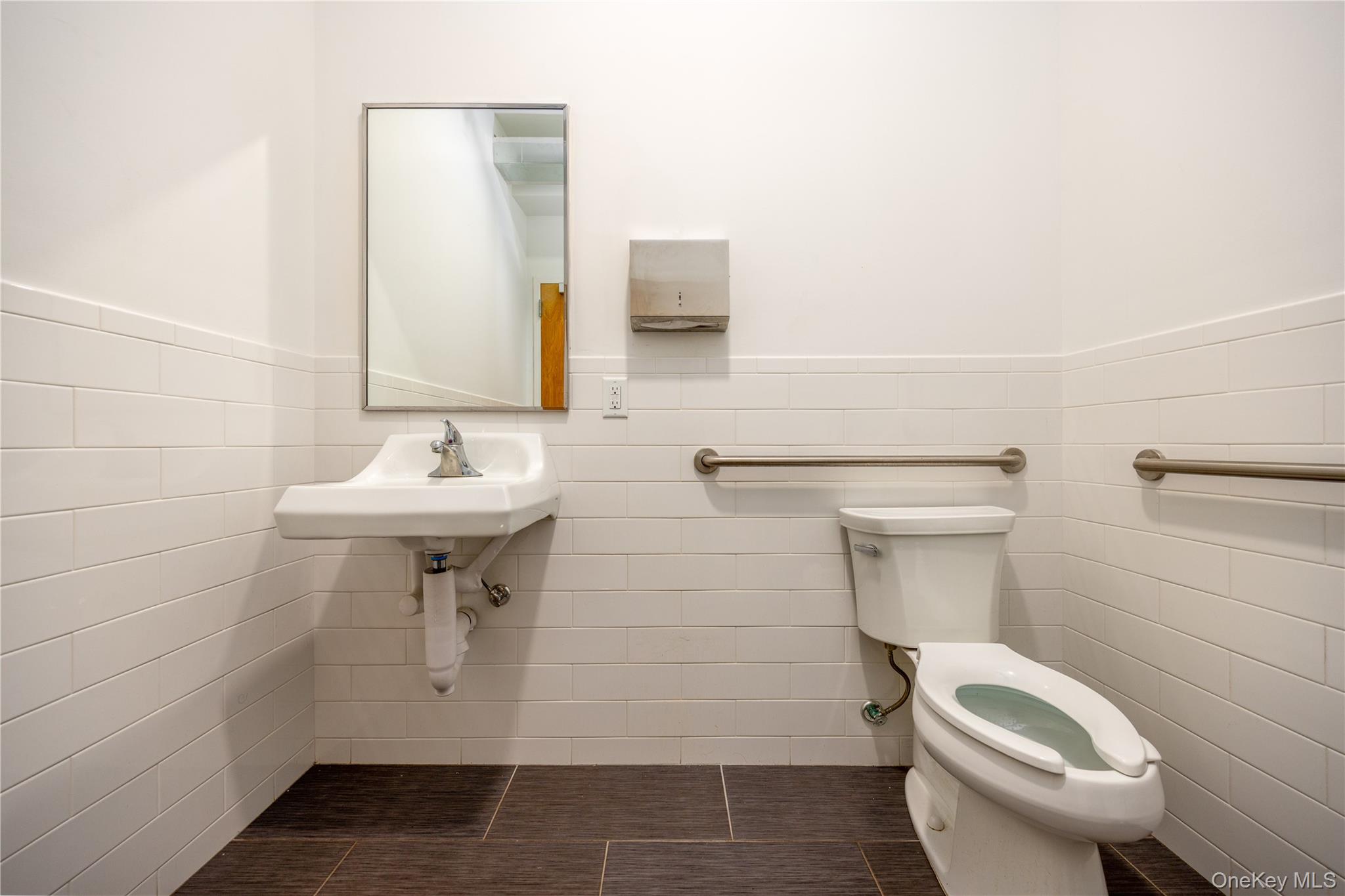75 E Central Avenue – For Sale photo 34