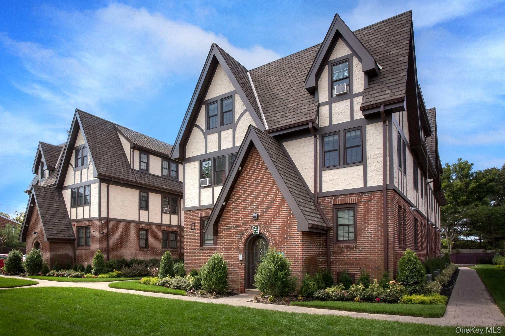 74 South Clinton Avenue, Unit 2B
