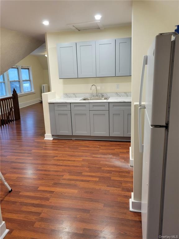 412 Warburton Avenue, Unit 3 photo 3