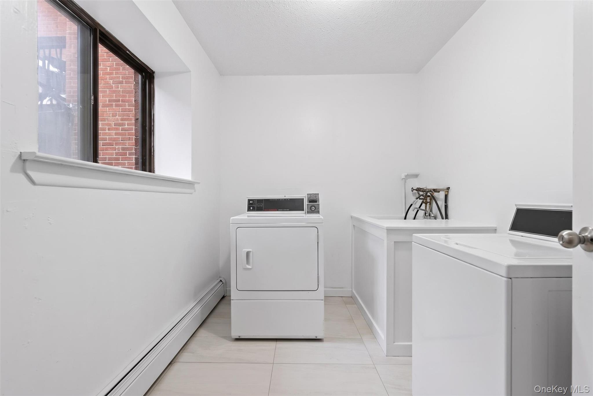 140-44 34th Avenue, Unit 2C photo 11