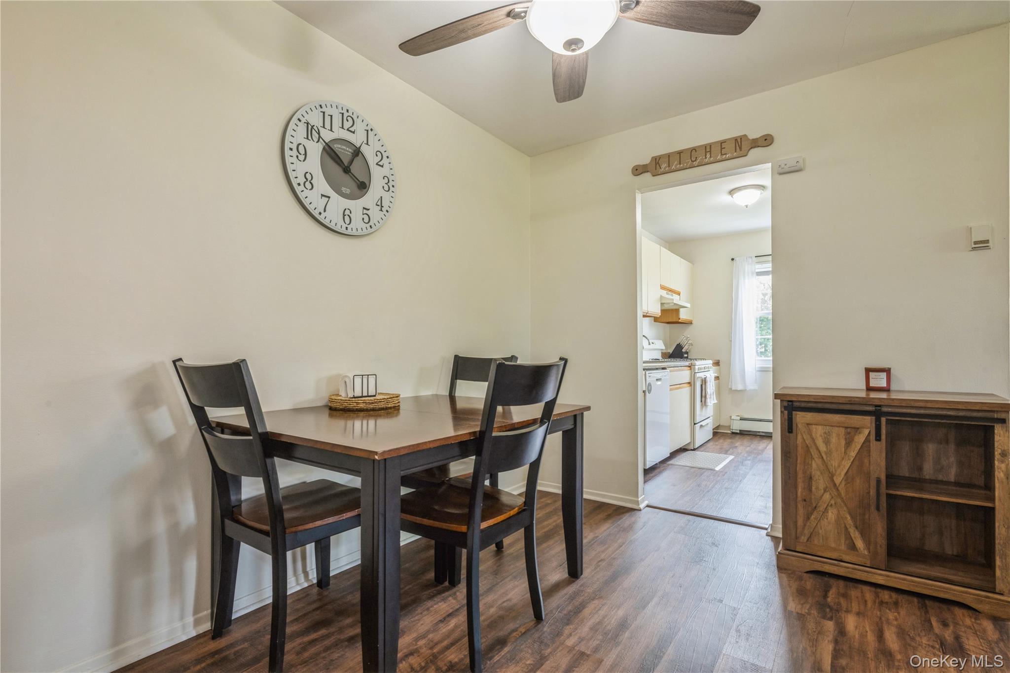 460 Old Town Road, Unit 8J photo 7