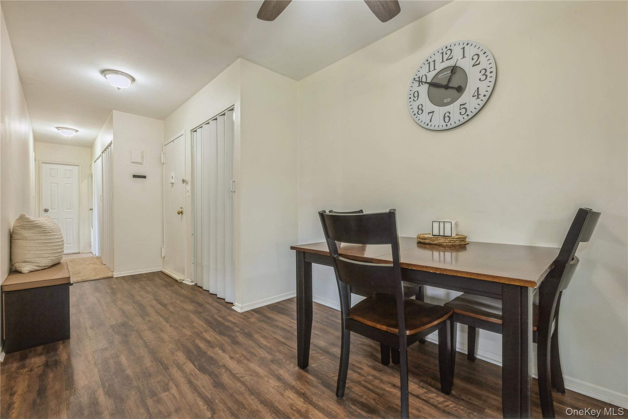 460 Old Town Road, Unit 8J photo 6