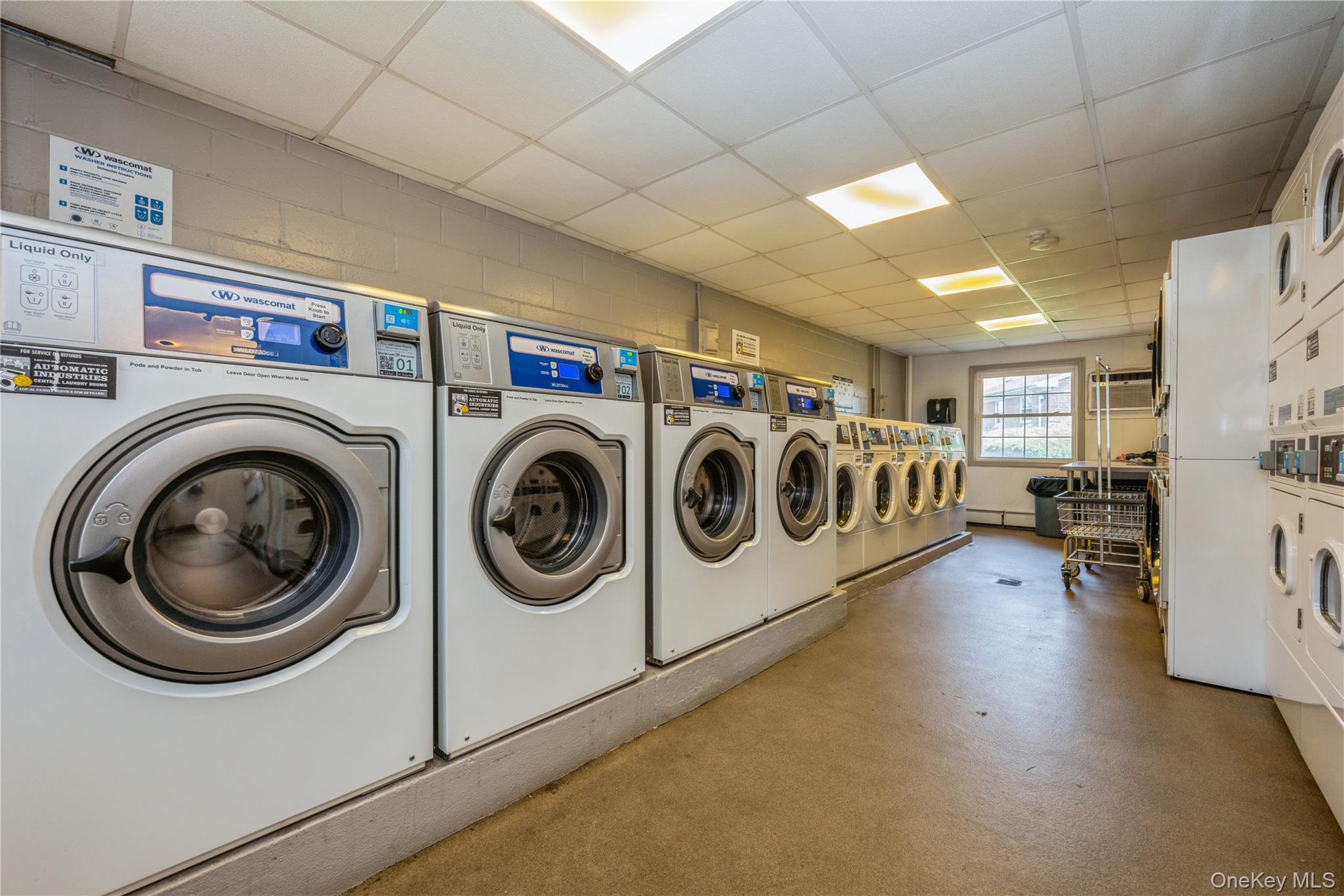460 Old Town Road, Unit 8J photo 16