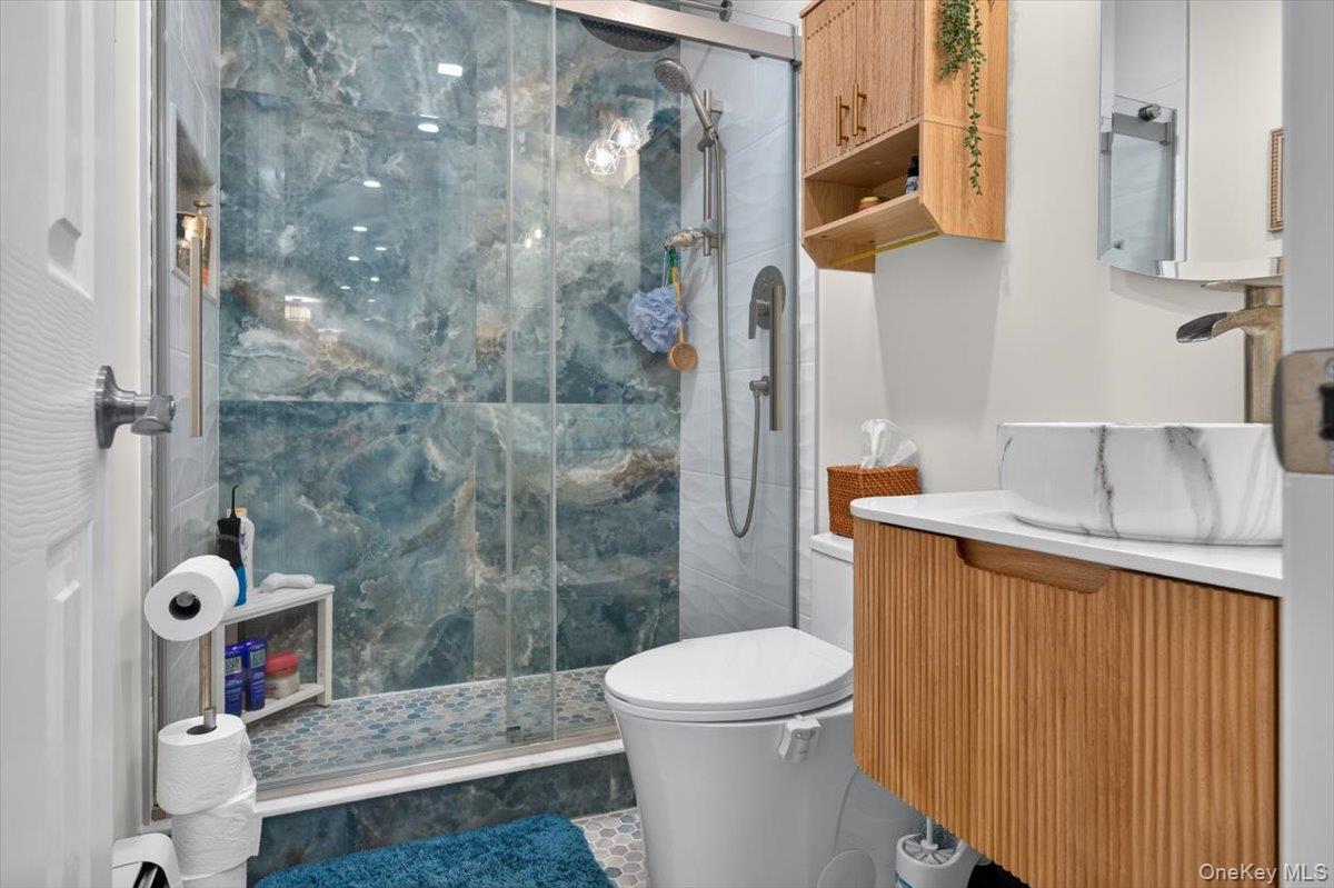 263 River Avenue, Unit 52 photo 12