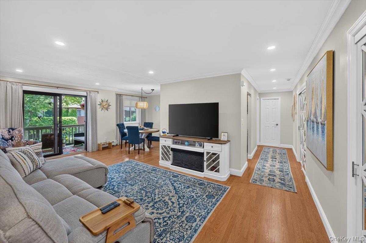 263 River Avenue, Unit 52 photo 5