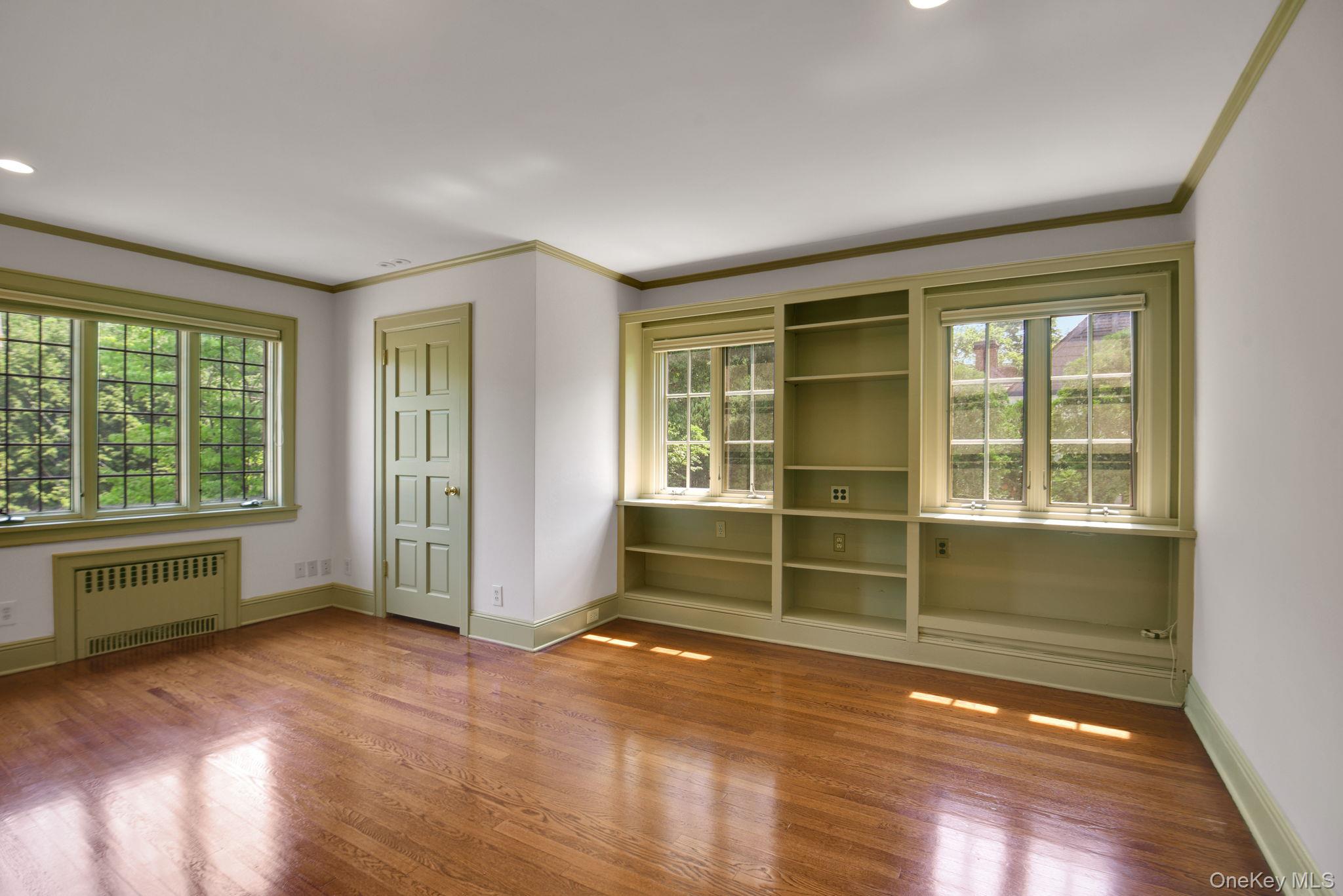 46 FENIMORE Road – For Rent photo 30