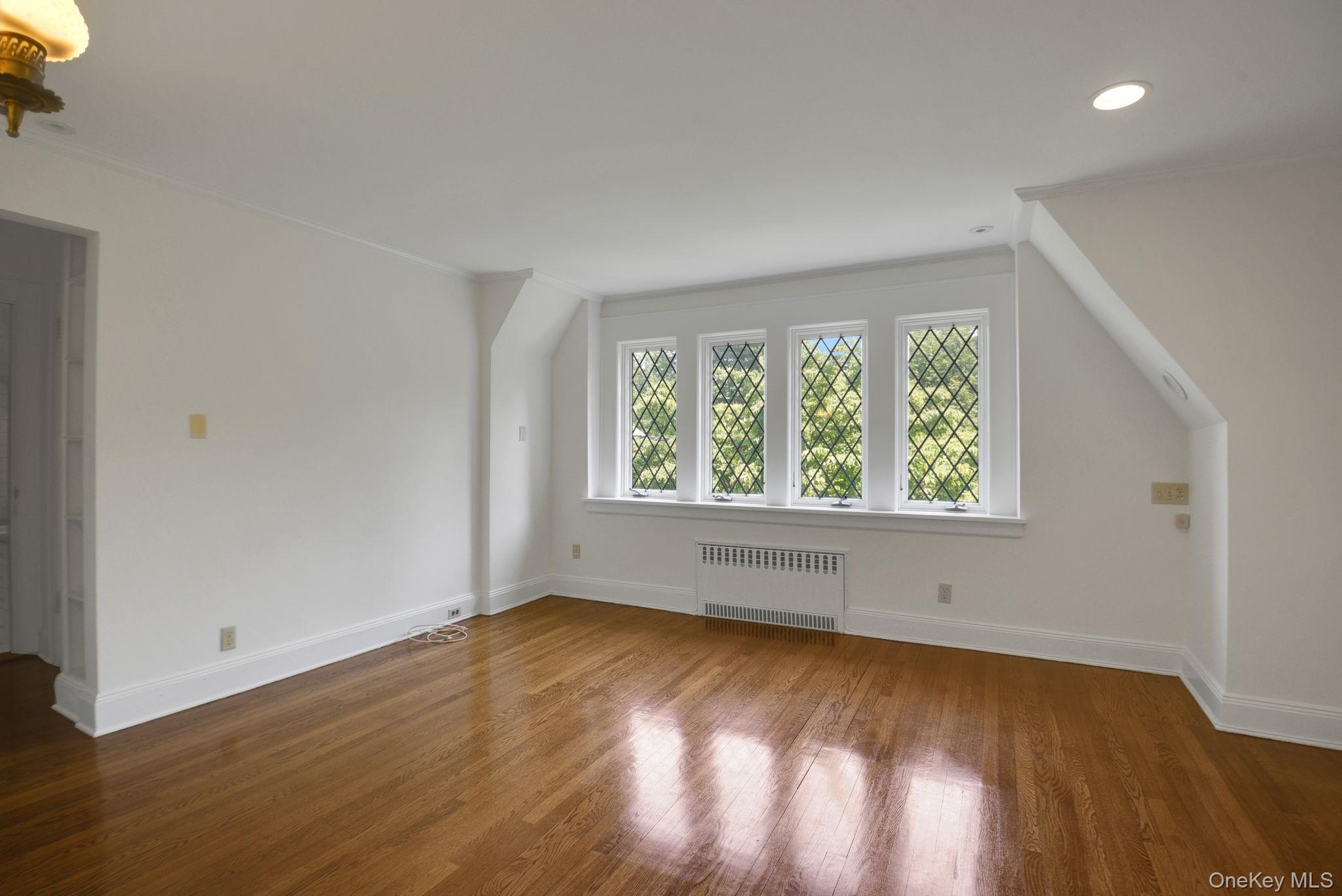 46 FENIMORE Road – For Rent photo 23