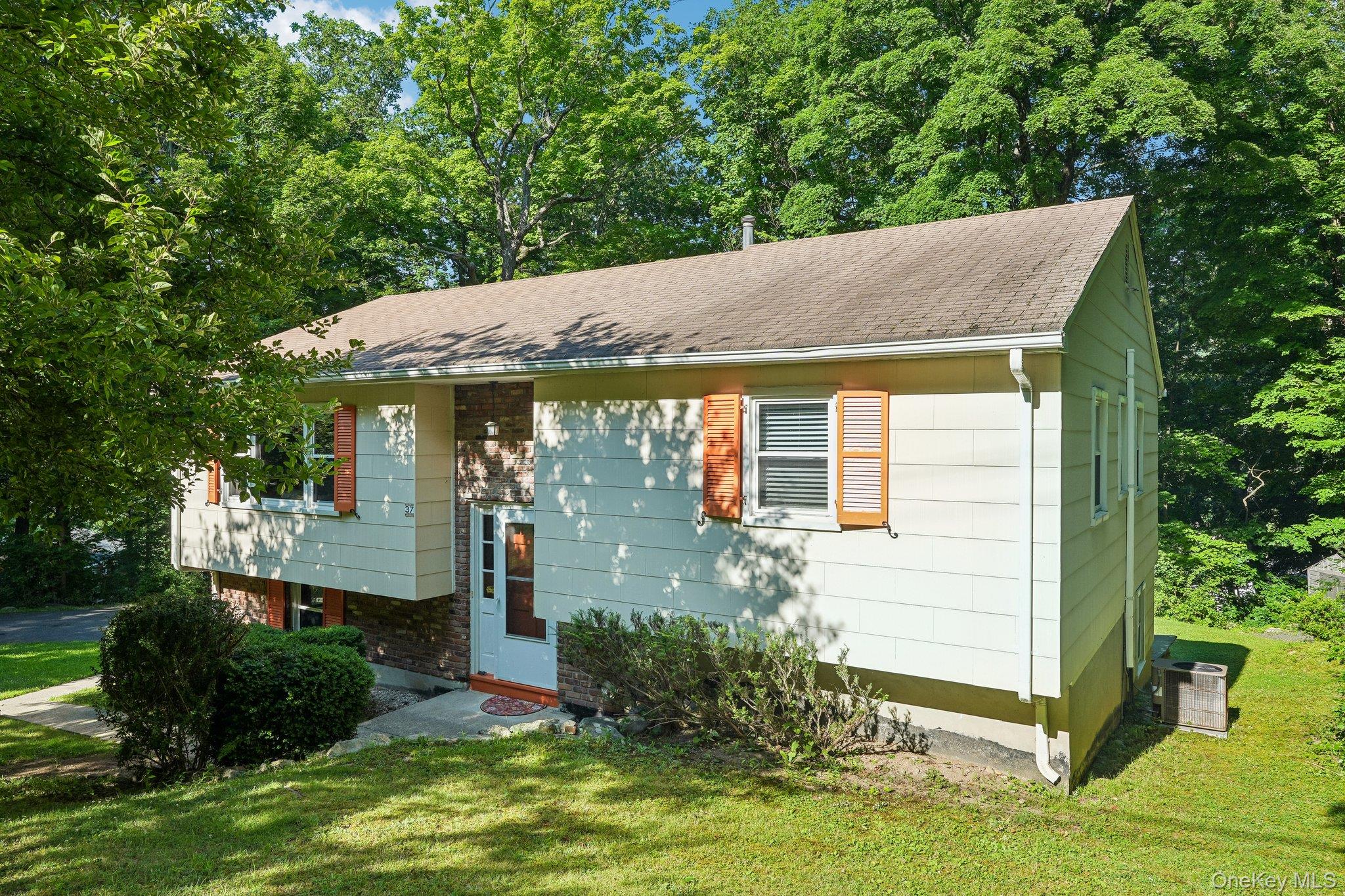 37 Nursery Road – For Sale