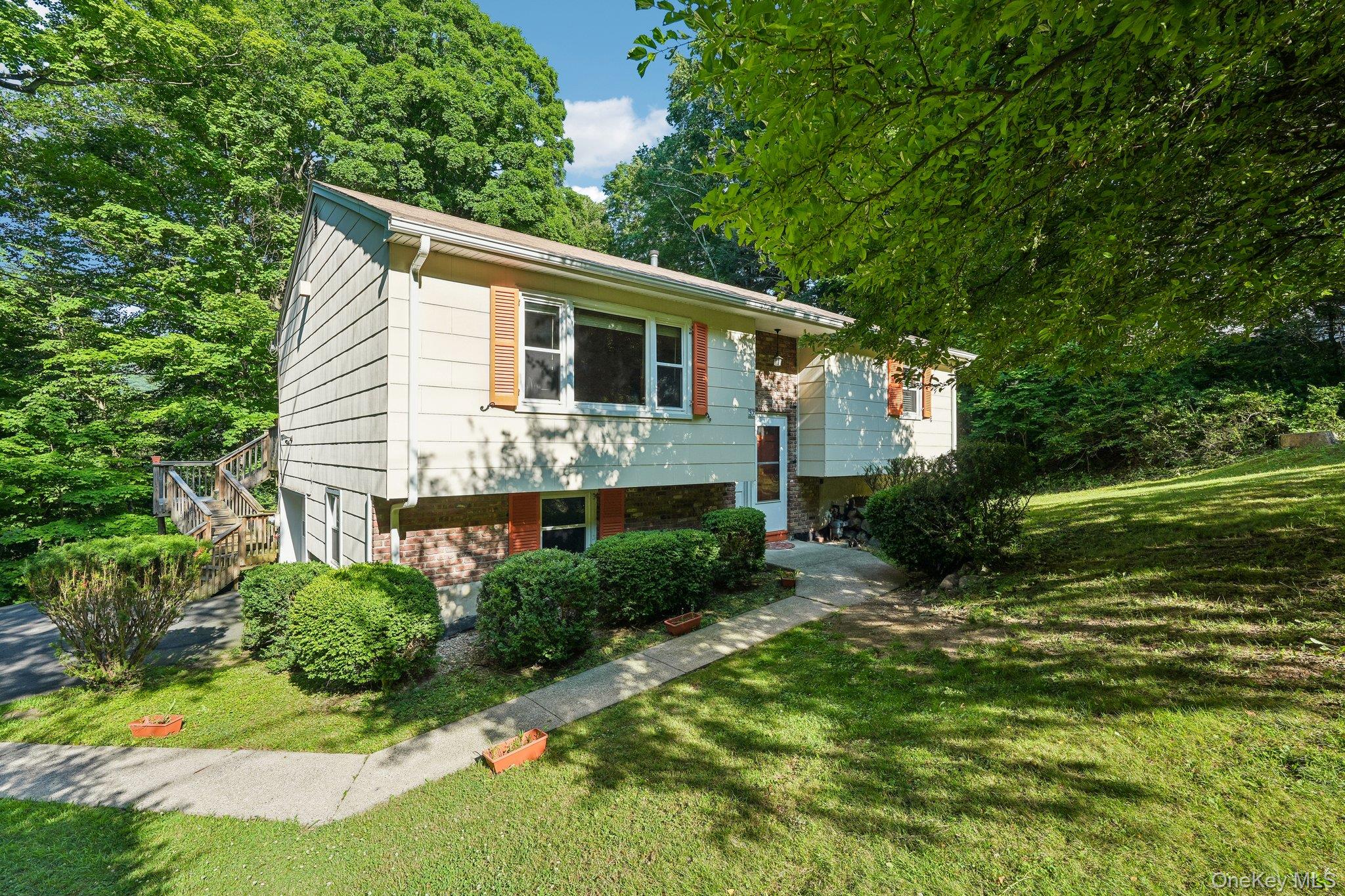 37 Nursery Road – For Sale photo 2