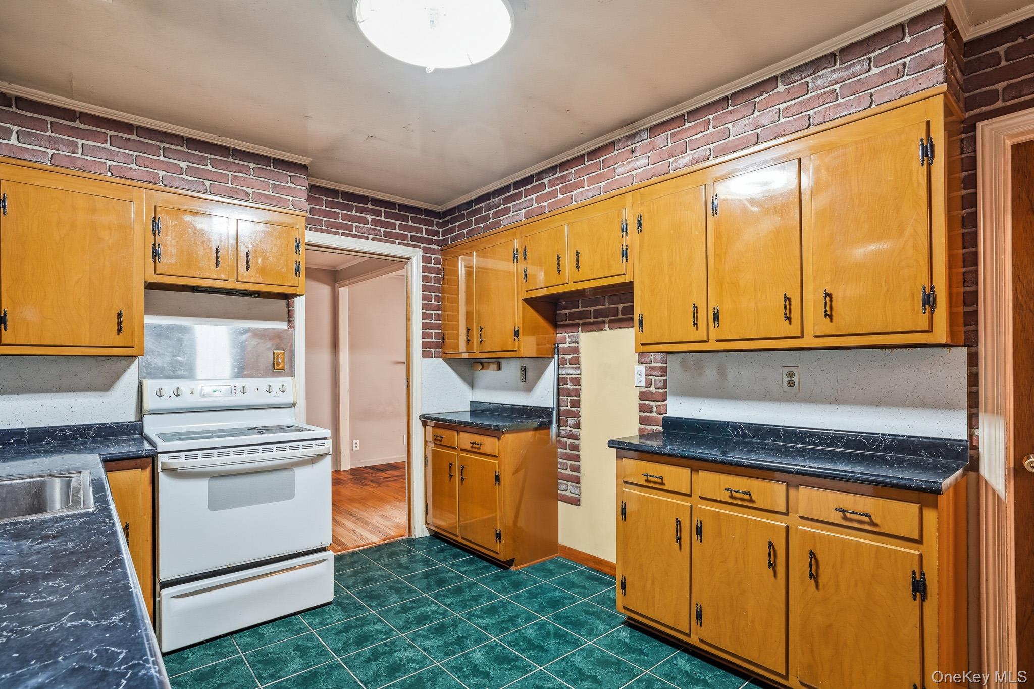 61 Underhill Road – For Sale photo 19